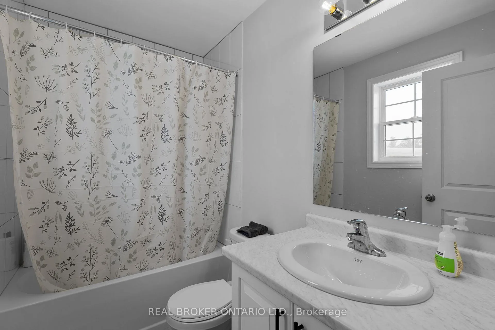 Photo 27 of 3 Mcconnell Crescent, Bracebridge, Macaulay — HOMEH