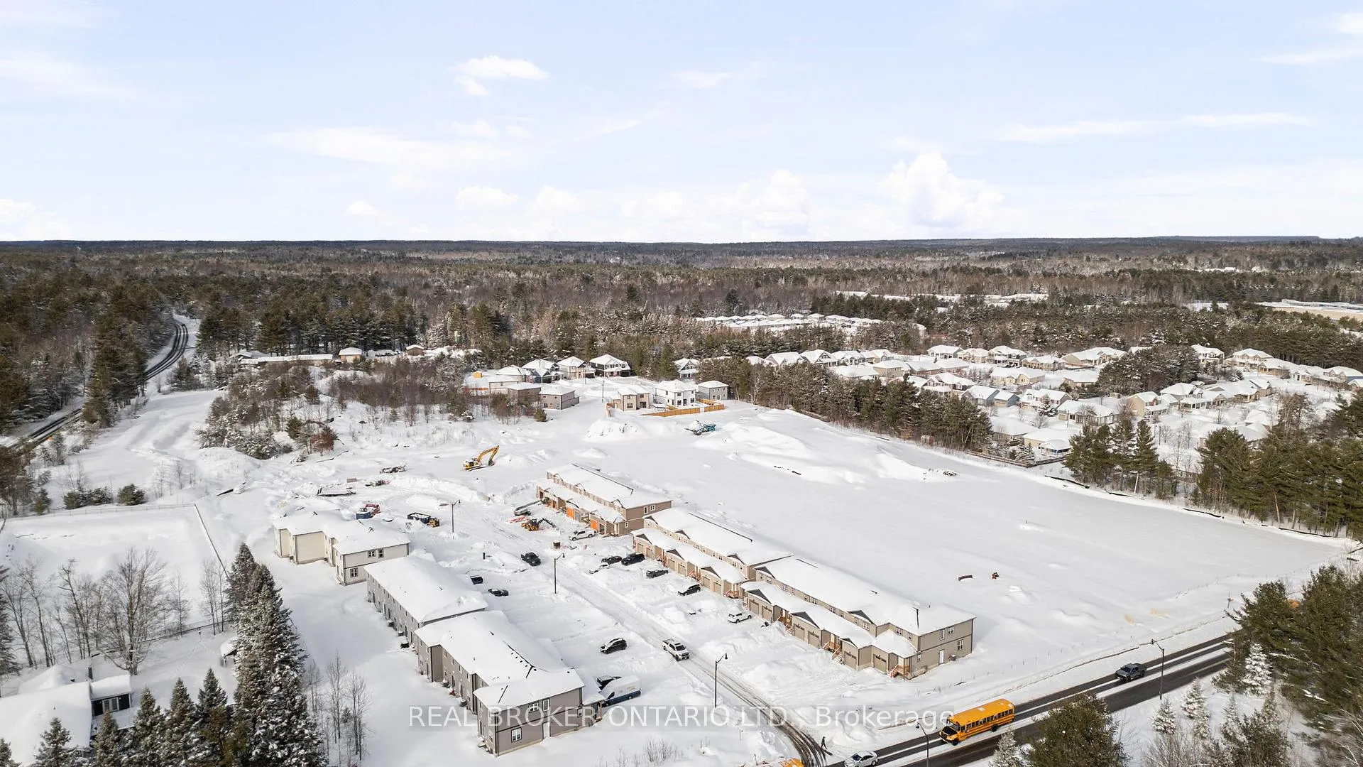 Photo 34 of 3 Mcconnell Crescent, Bracebridge, Macaulay — HOMEH
