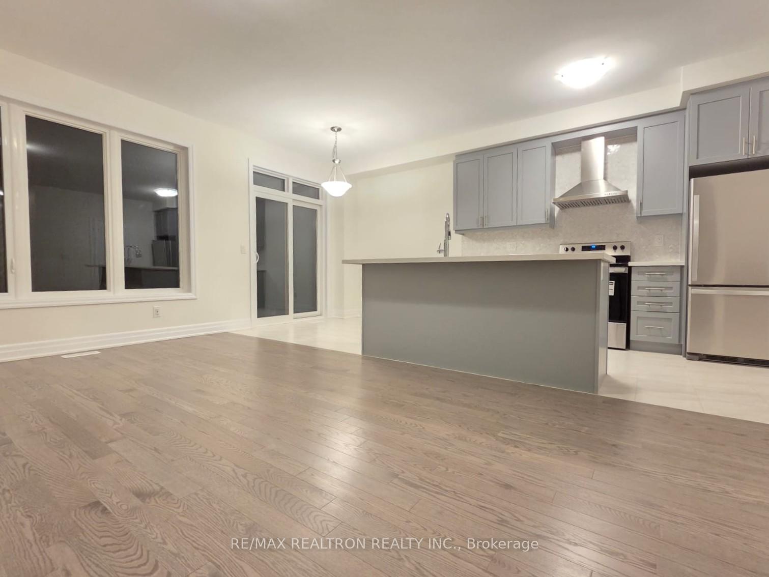 Photo 3 of 33 Freeman Williams Street, Markham, Angus Glen — HOMEH