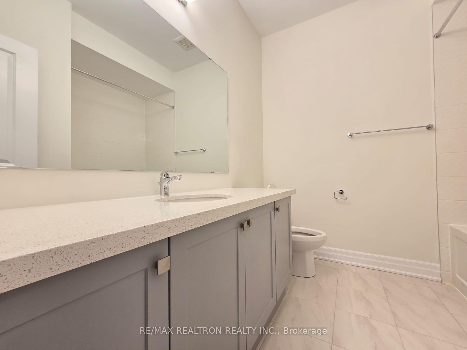 Photo 13 of 33 Freeman Williams Street, Markham, Angus Glen — HOMEH