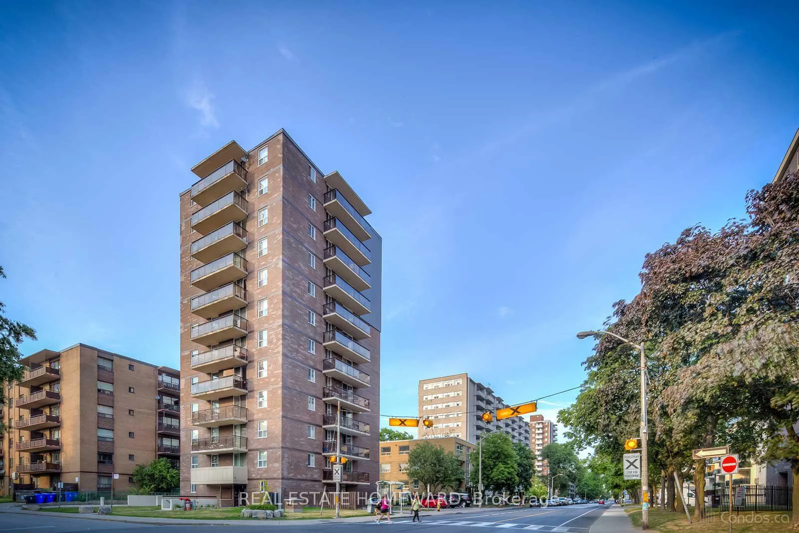Photo 2 of Unit 202, 1145 Logan Avenue, Toronto, Broadview North — HOMEH