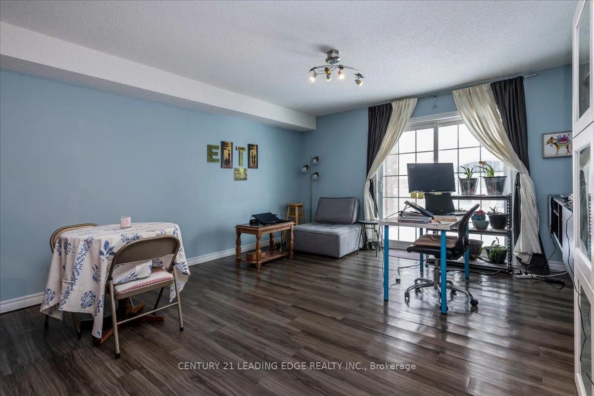 Photo 5 of Unit 20, 43 Coulter Street, Barrie, Sunnidale — HOMEH