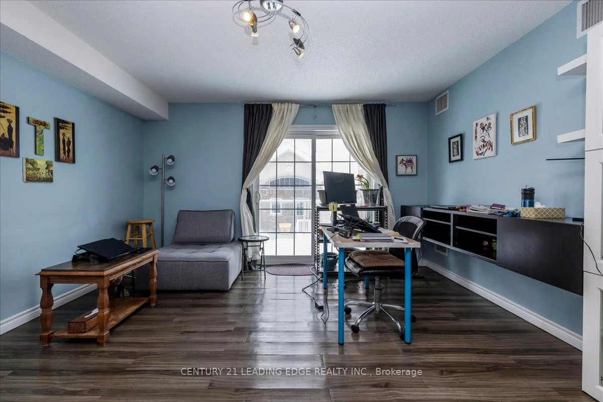 Photo 6 of Unit 20, 43 Coulter Street, Barrie, Sunnidale — HOMEH