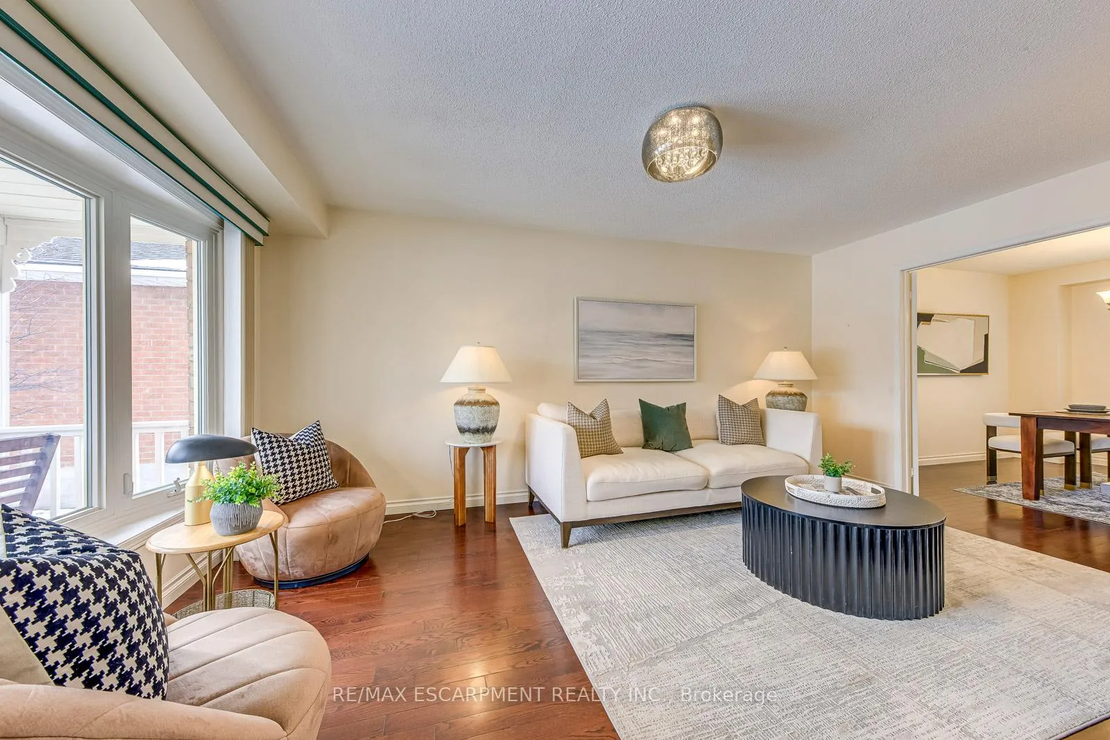 Photo 7 of 2223 Vista Drive, Burlington, Headon — HOMEH