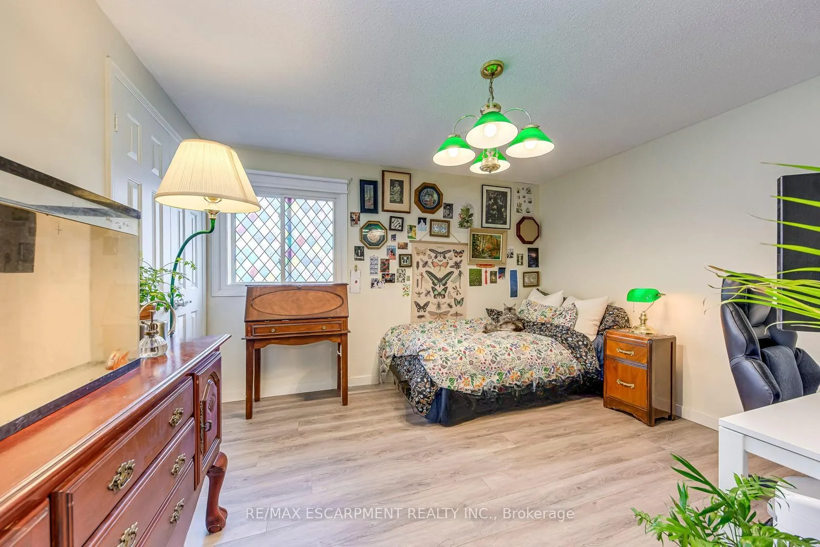 Photo 37 of 2223 Vista Drive, Burlington, Headon — HOMEH