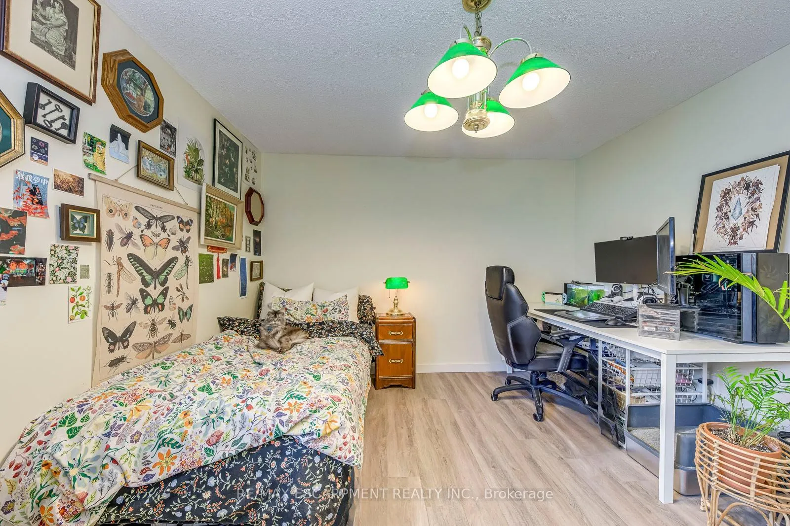 Photo 38 of 2223 Vista Drive, Burlington, Headon — HOMEH