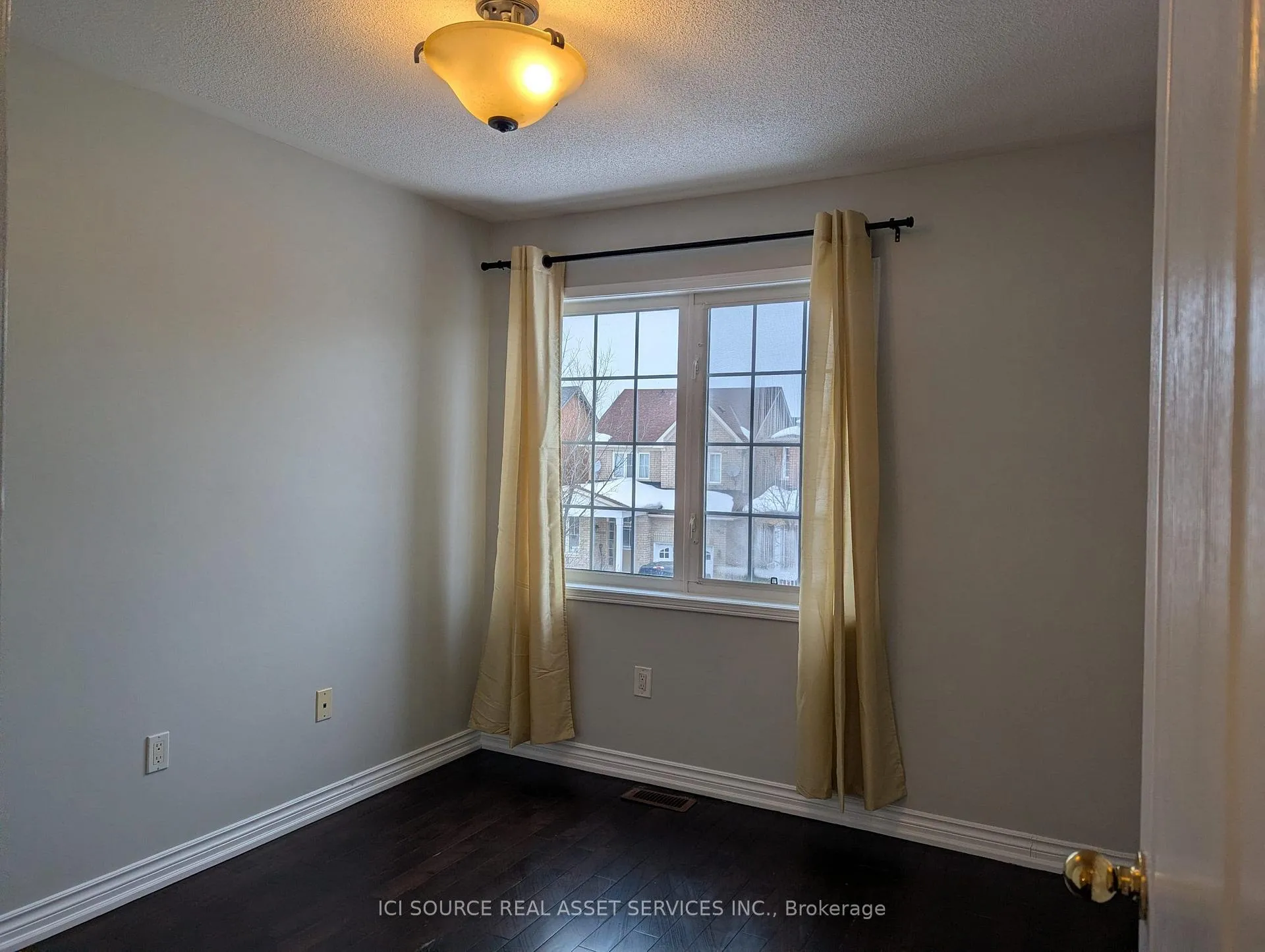 Photo 1 of 77 Rainbow Valley Crescent, Markham, Greensborough — HOMEH