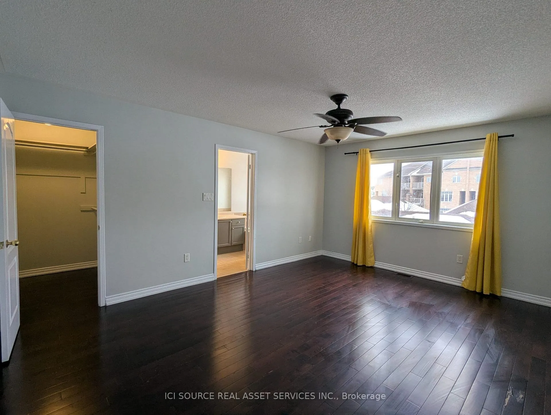 Photo 5 of 77 Rainbow Valley Crescent, Markham, Greensborough — HOMEH
