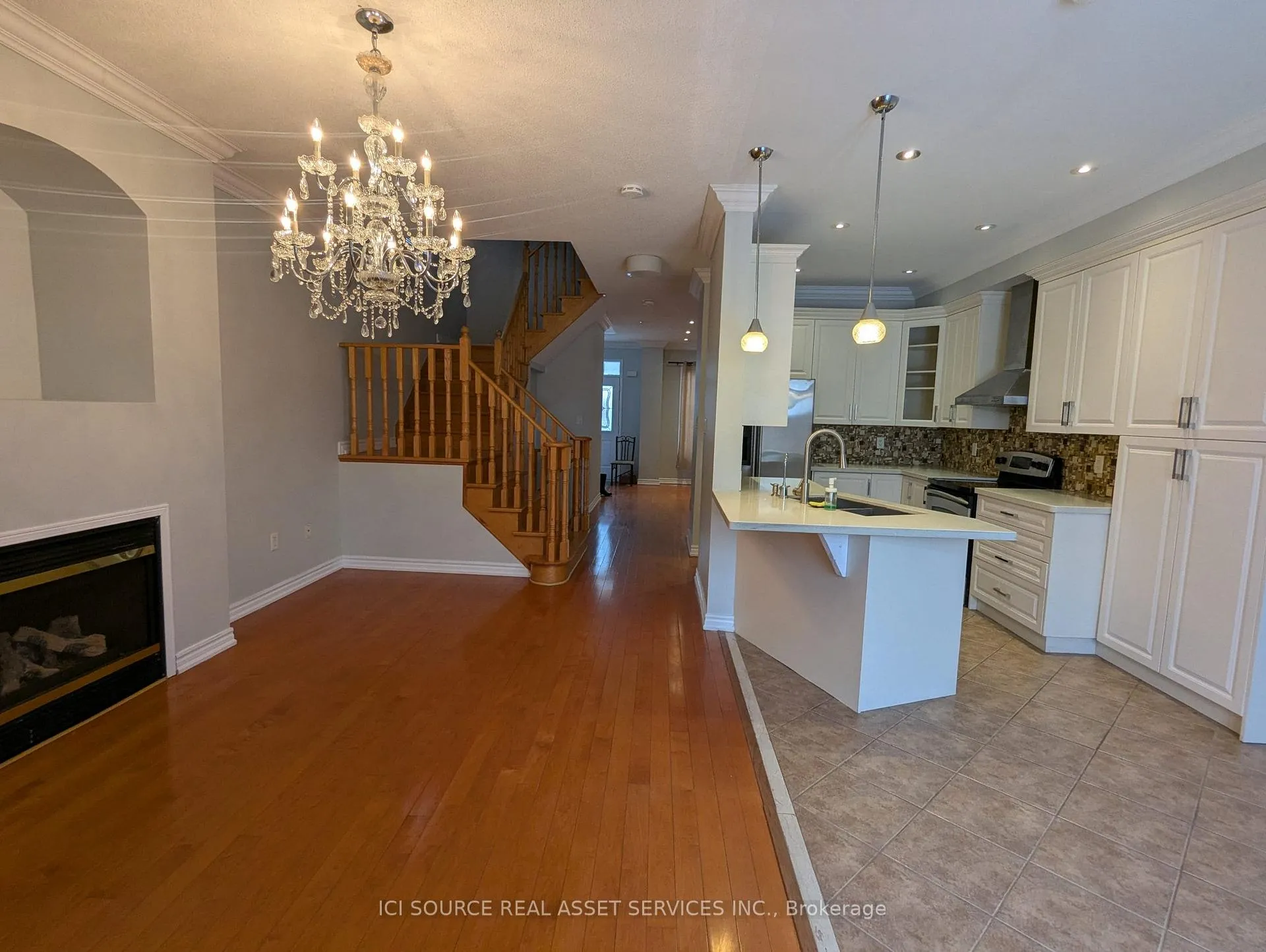 Photo 7 of 77 Rainbow Valley Crescent, Markham, Greensborough — HOMEH