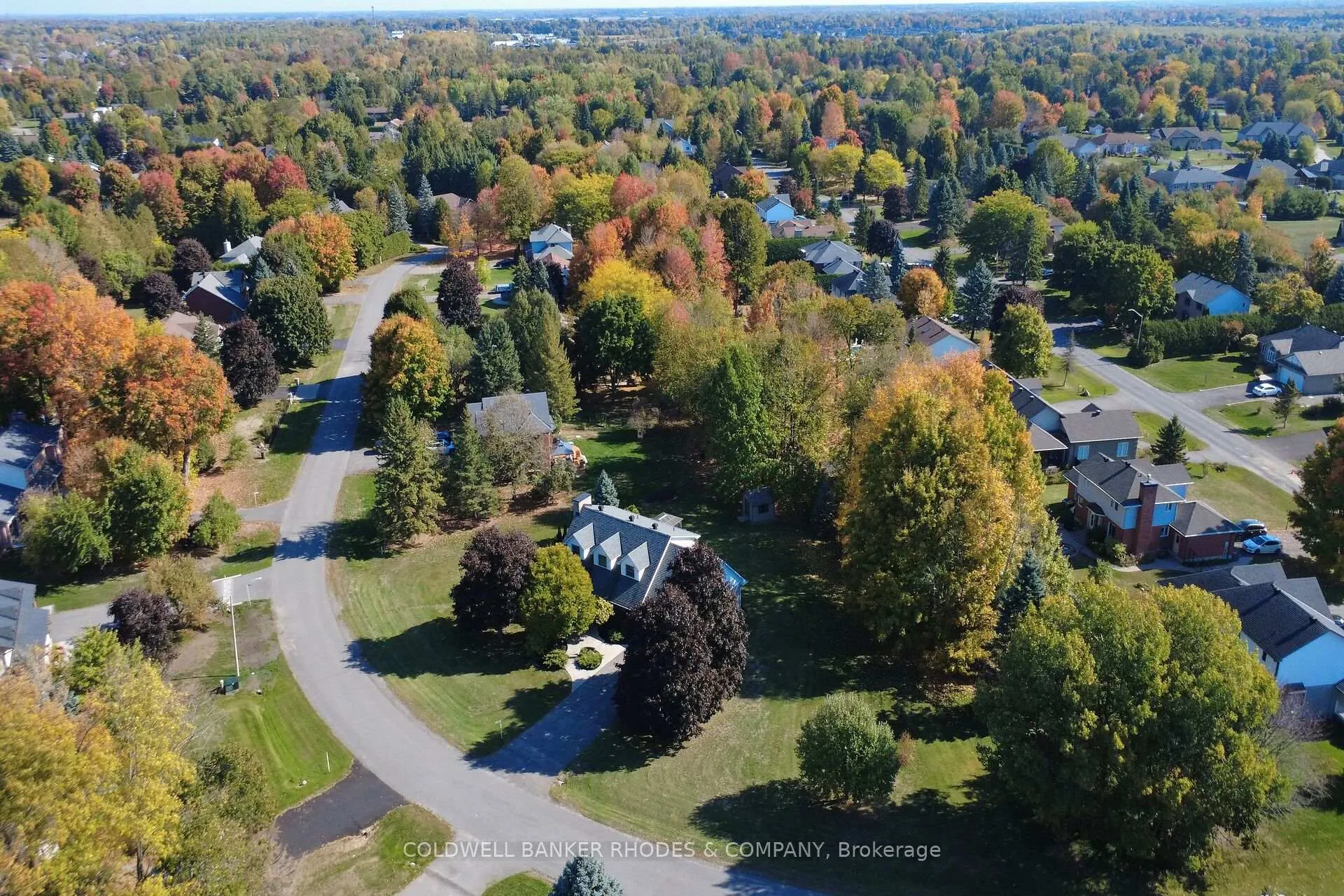 Photo 3 of 6488 Wheatfield Crescent, Ottawa, Greely — HOMEH