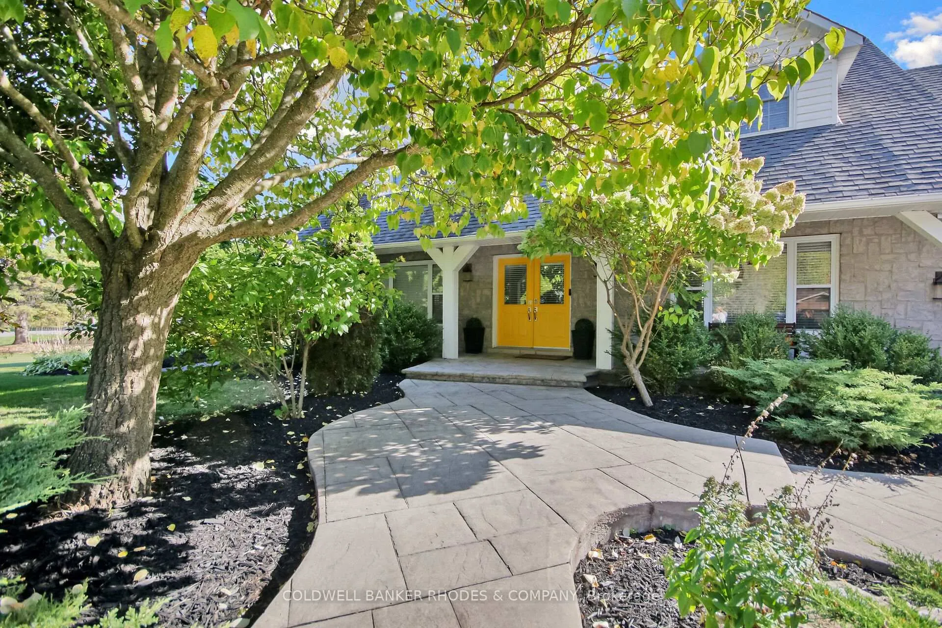 Photo 5 of 6488 Wheatfield Crescent, Ottawa, Greely — HOMEH