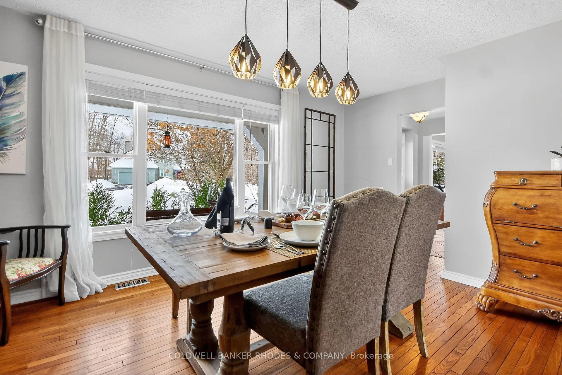 Photo 10 of 6488 Wheatfield Crescent, Ottawa, Greely — HOMEH