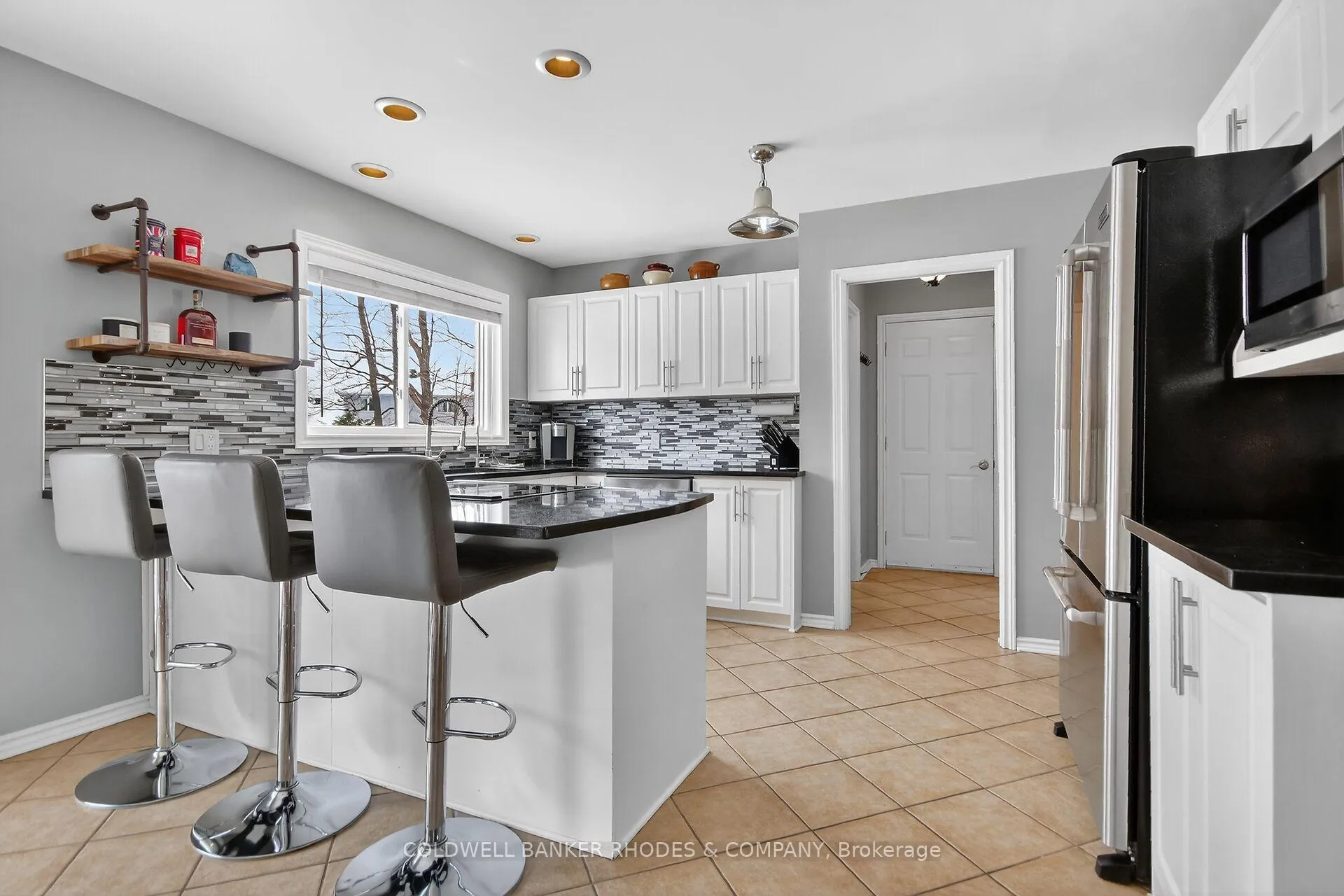 Photo 13 of 6488 Wheatfield Crescent, Ottawa, Greely — HOMEH