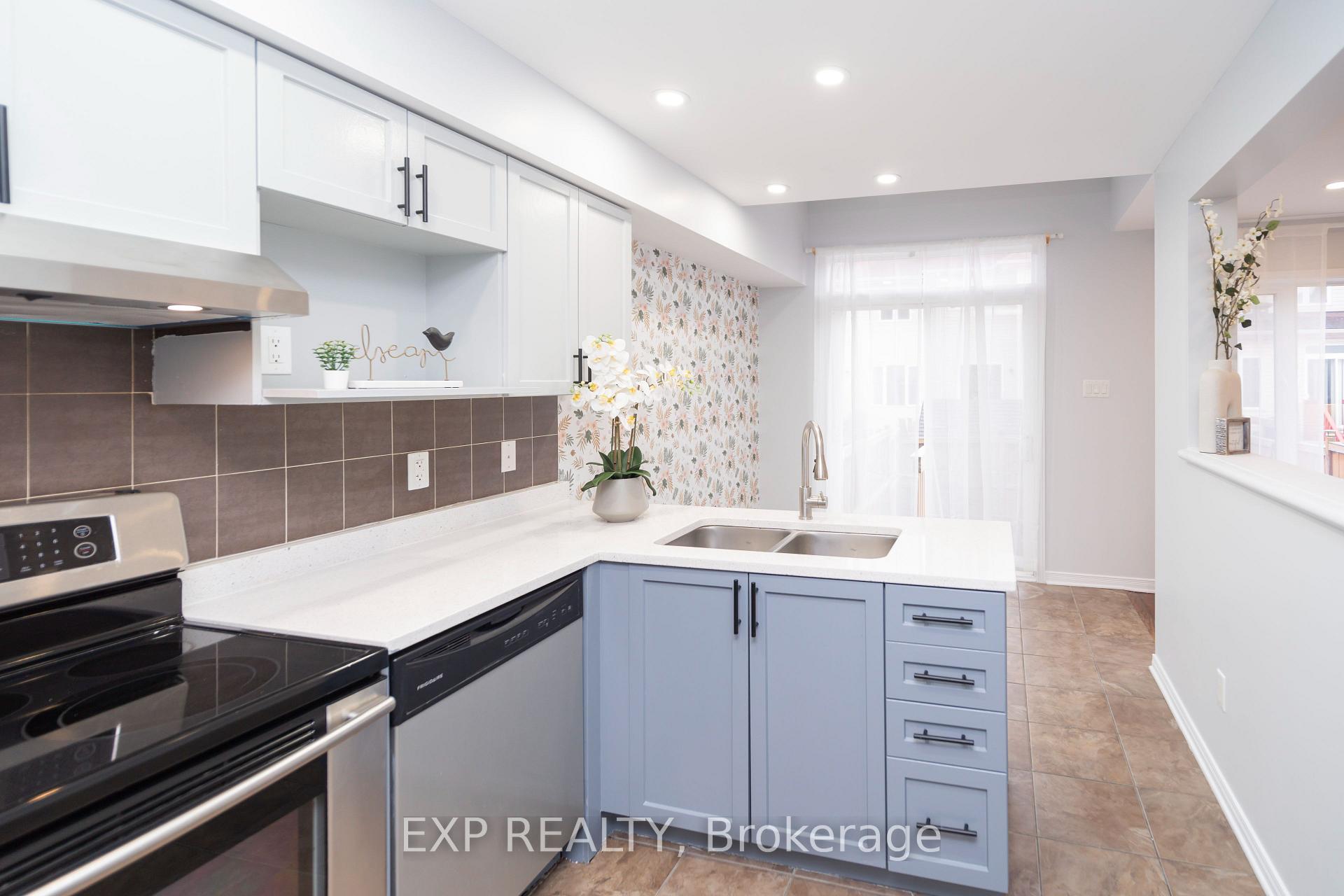 Photo 4 of 191 Macoun Circle, Ottawa, Hunt Club Park/Greenboro — HOMEH