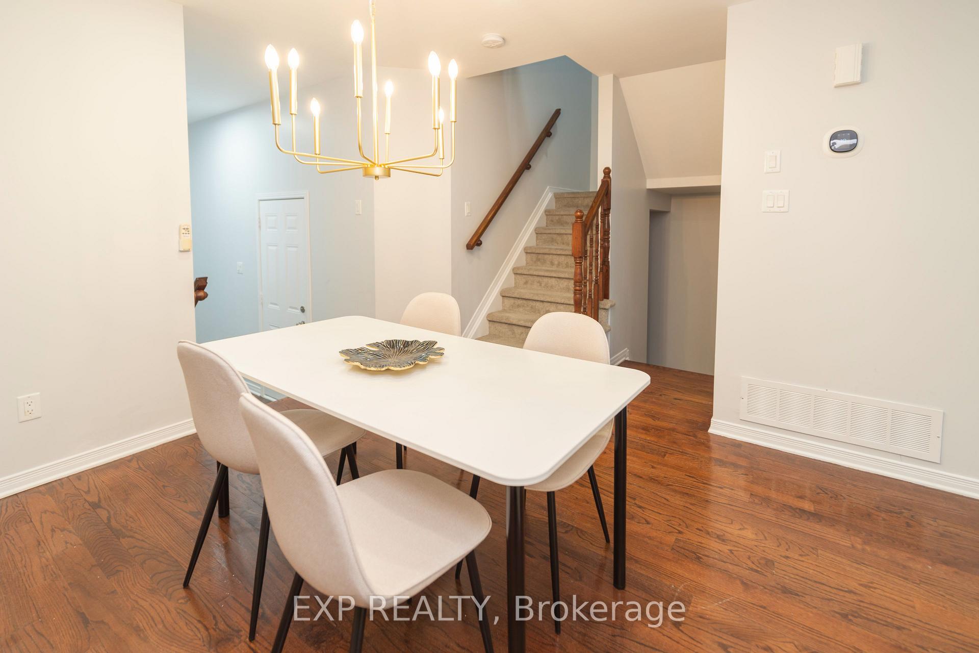 Photo 7 of 191 Macoun Circle, Ottawa, Hunt Club Park/Greenboro — HOMEH