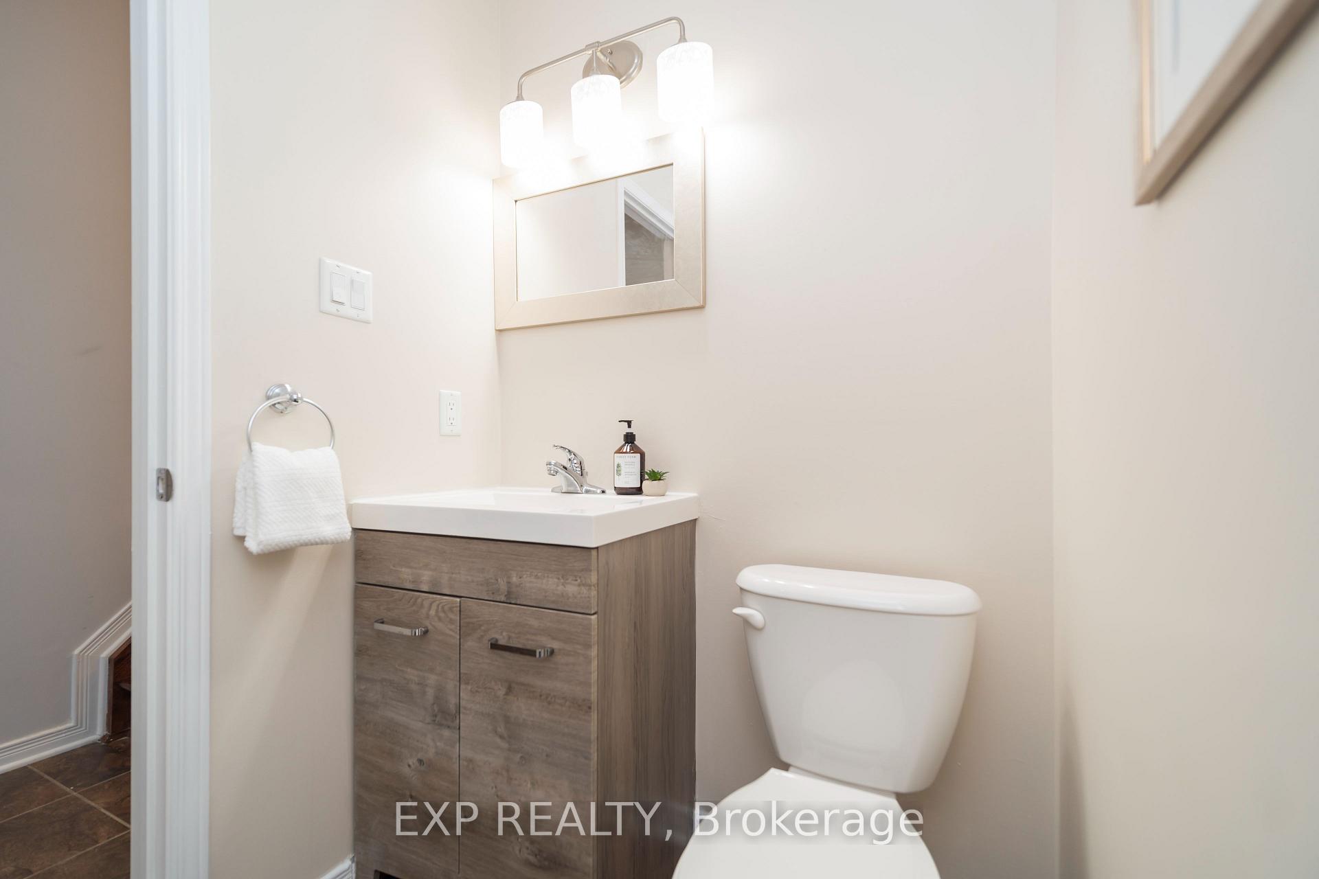 Photo 8 of 191 Macoun Circle, Ottawa, Hunt Club Park/Greenboro — HOMEH