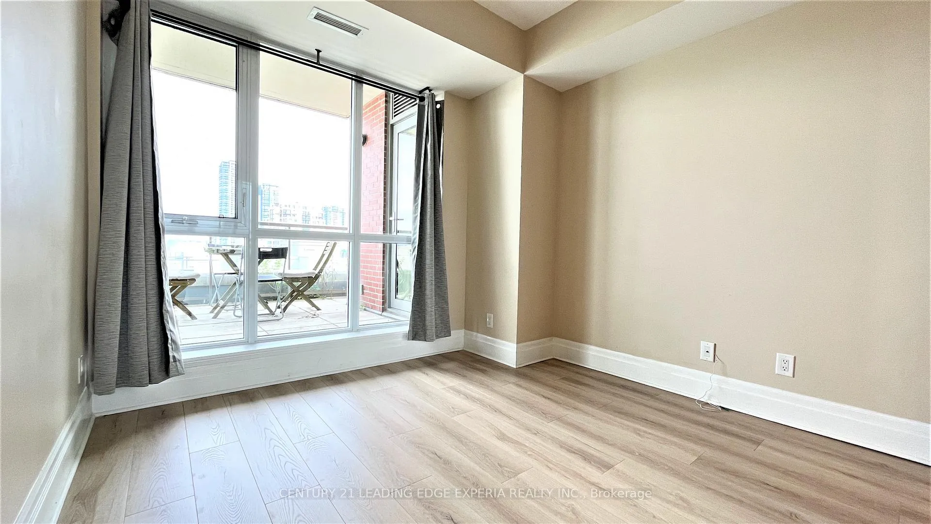 Photo 12 of Unit 513, 39 Upper Duke Crescent, Markham, Unionville — HOMEH