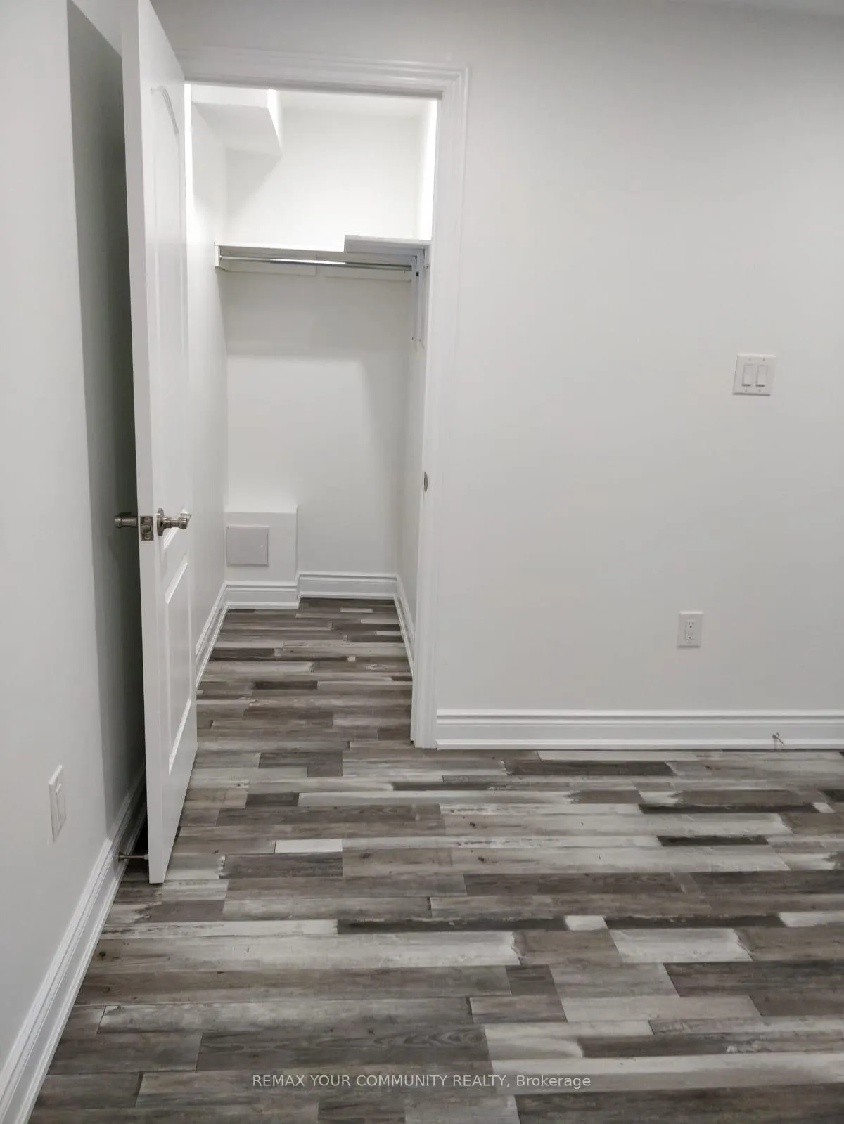 Photo 4 of 10 Ledgerock Road, Brampton, Bram East — HOMEH