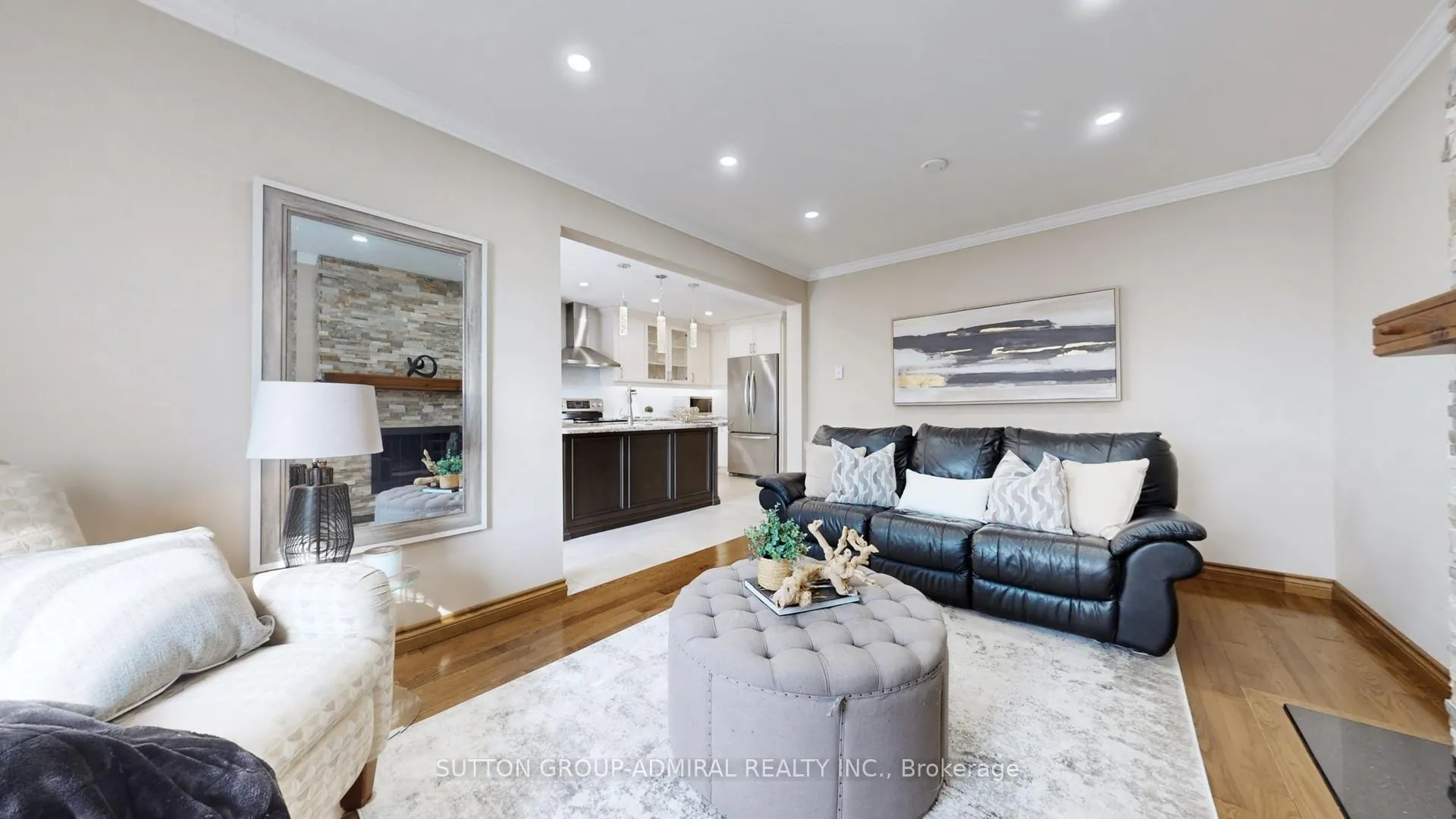 Photo 10 of 44 Birch Meadow Outlook, Vaughan, East Woodbridge — HOMEH