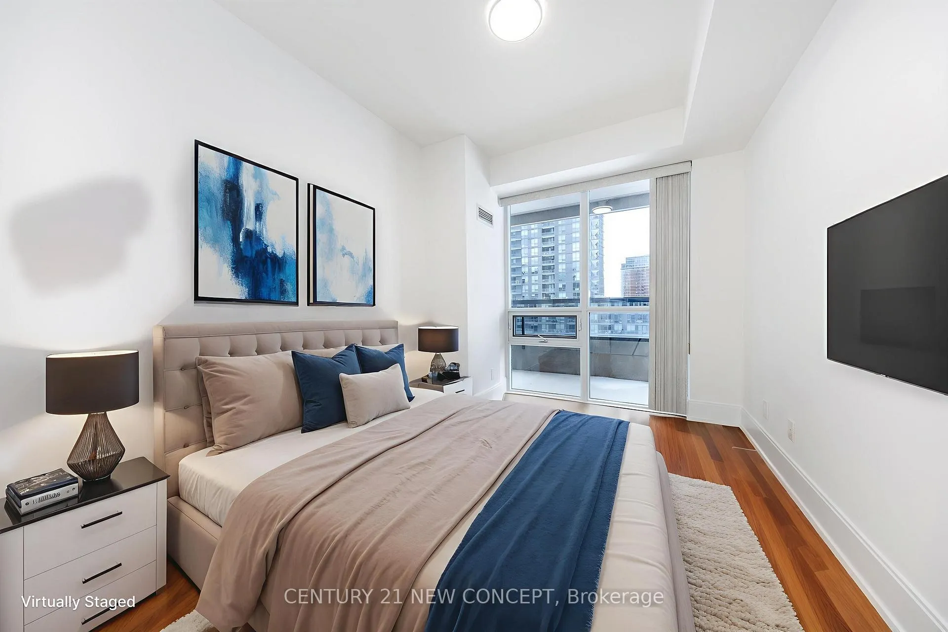 Photo 4 of Unit 619, 70 Roehampton Avenue, Toronto, Mount Pleasant West — HOMEH