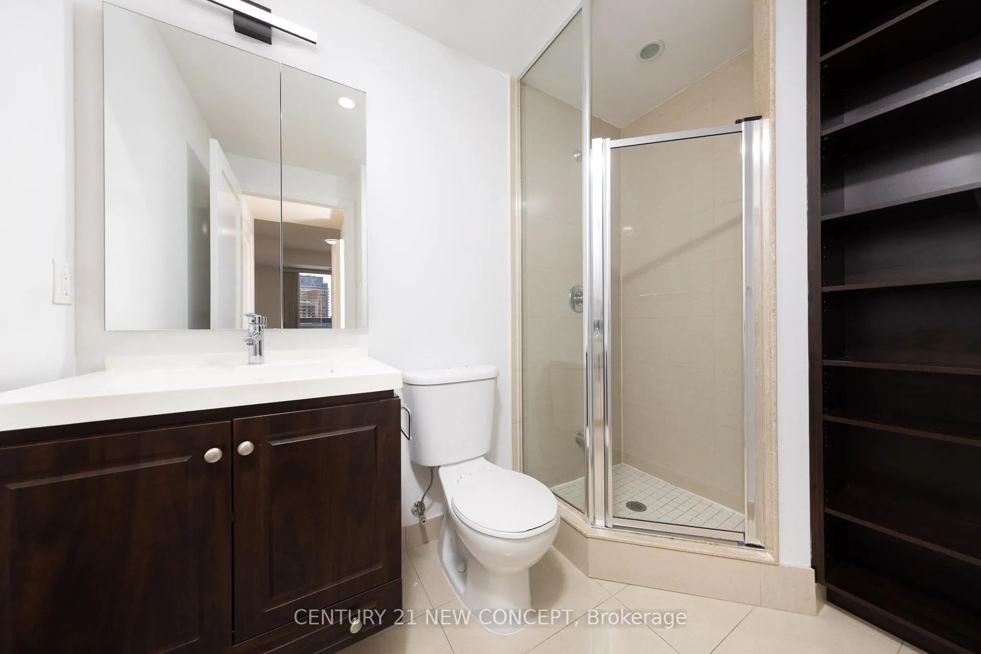 Photo 22 of Unit 619, 70 Roehampton Avenue, Toronto, Mount Pleasant West — HOMEH