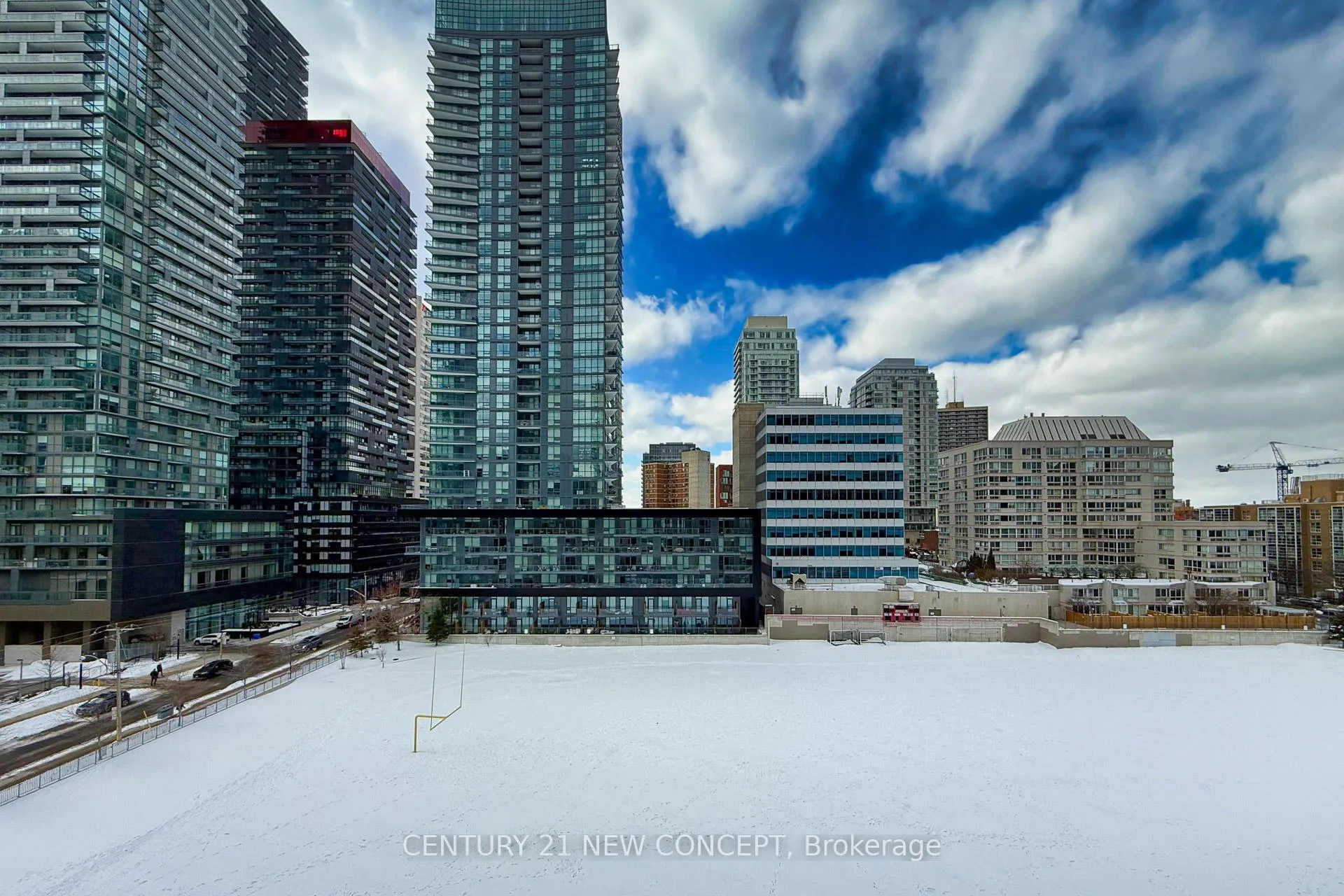 Photo 32 of Unit 619, 70 Roehampton Avenue, Toronto, Mount Pleasant West — HOMEH