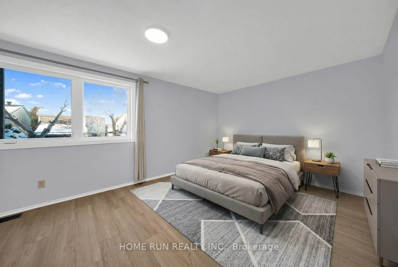 Photo 24 of 47 Coolspring Crescent, Ottawa, Borden Farm/Stewart Farm/Carleton Heights/Parkwood Hills — HOMEH