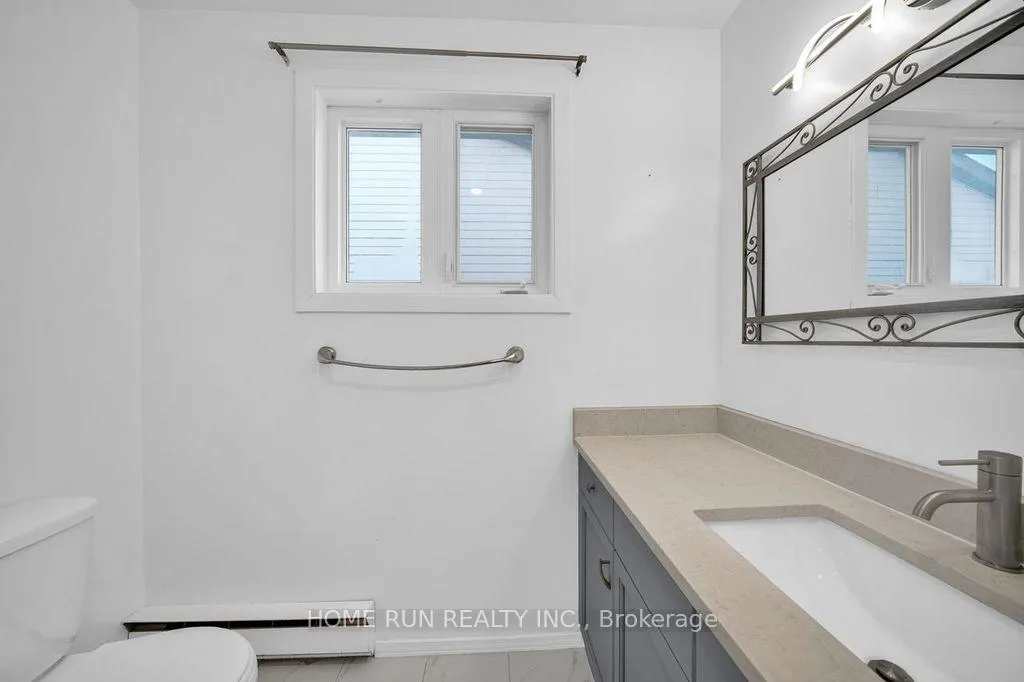 Photo 35 of 47 Coolspring Crescent, Ottawa, Borden Farm/Stewart Farm/Carleton Heights/Parkwood Hills — HOMEH