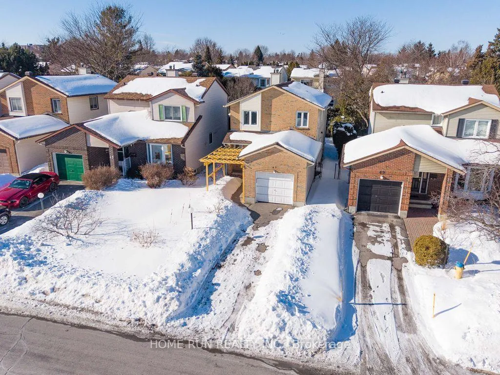 Photo 44 of 47 Coolspring Crescent, Ottawa, Borden Farm/Stewart Farm/Carleton Heights/Parkwood Hills — HOMEH