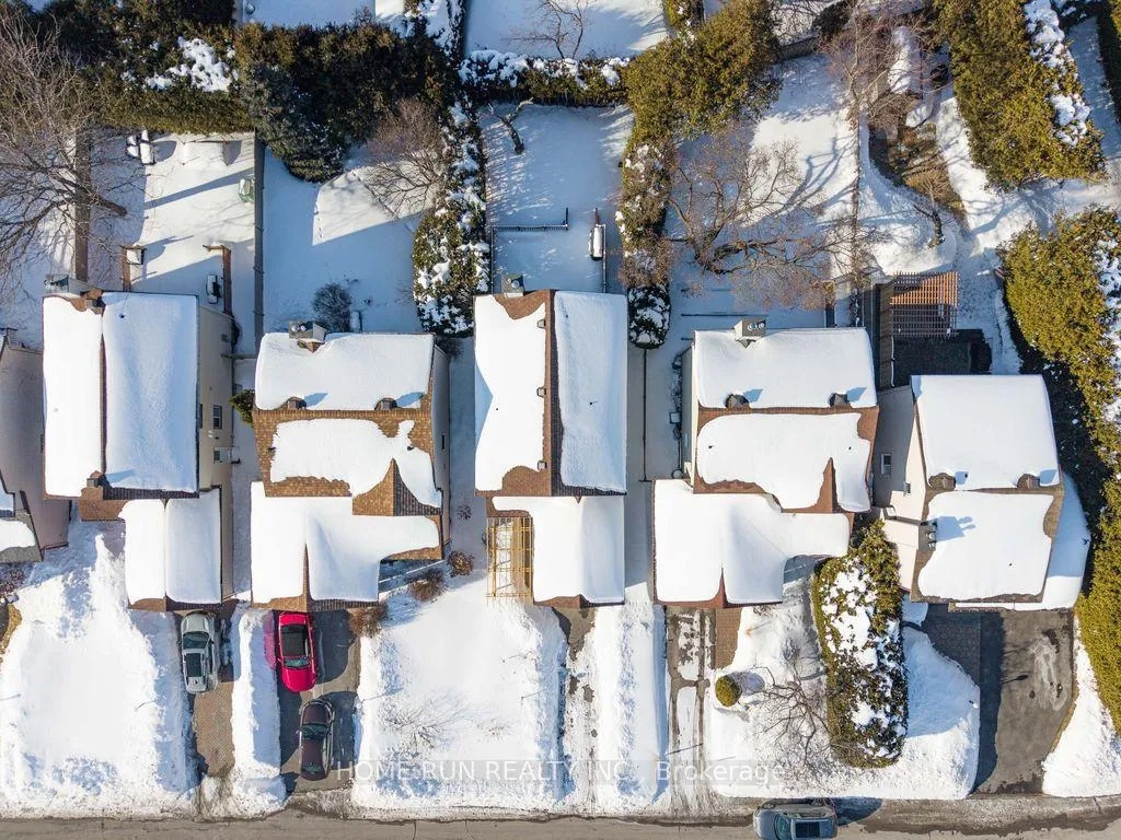 Photo 46 of 47 Coolspring Crescent, Ottawa, Borden Farm/Stewart Farm/Carleton Heights/Parkwood Hills — HOMEH