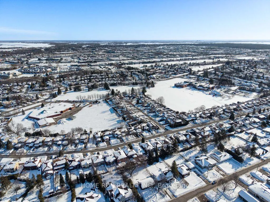 Photo 48 of 47 Coolspring Crescent, Ottawa, Borden Farm/Stewart Farm/Carleton Heights/Parkwood Hills — HOMEH