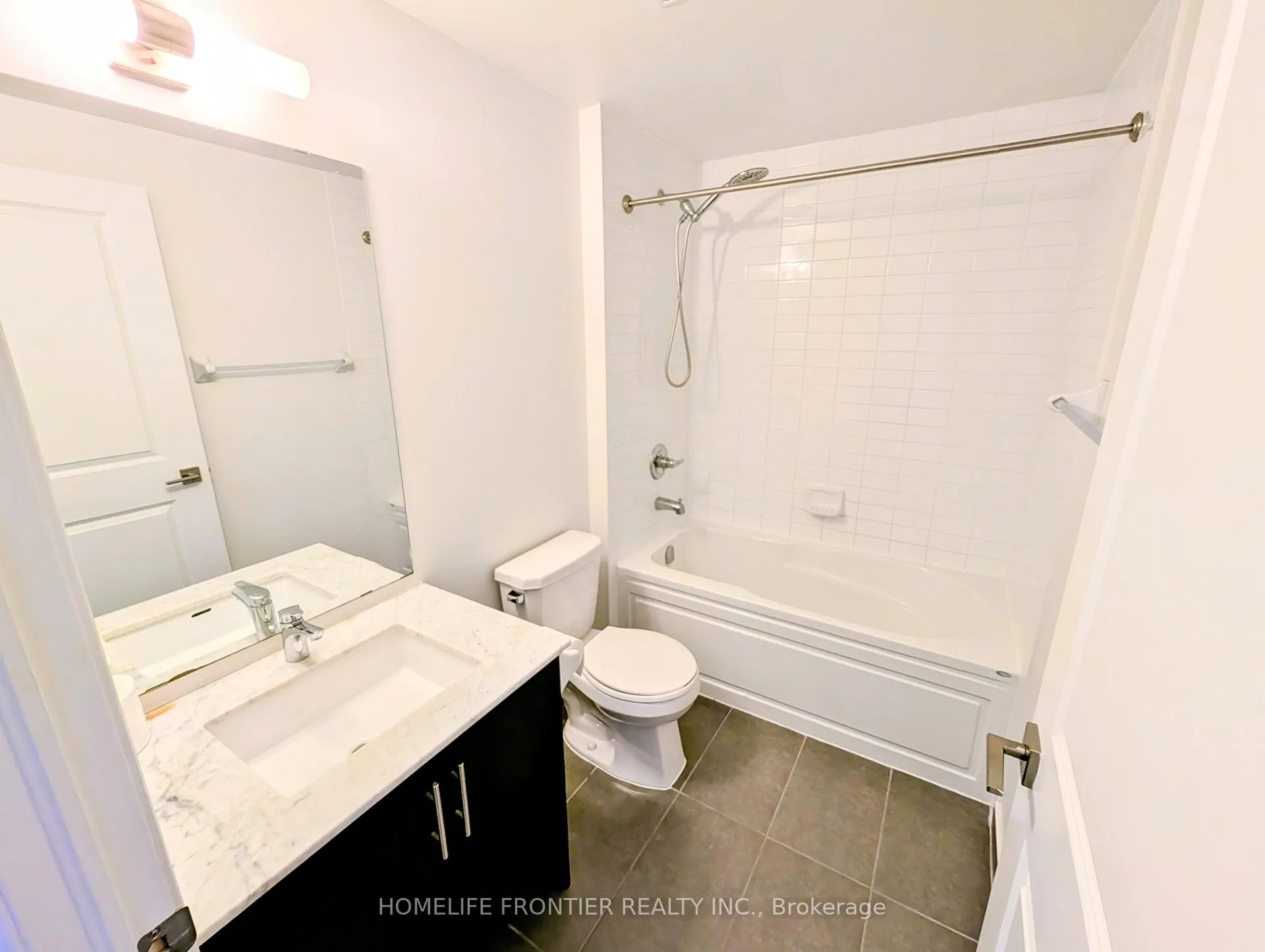 Photo 12 of Unit 614, 23 Glebe Road W, Toronto, Yonge-Eglinton — HOMEH