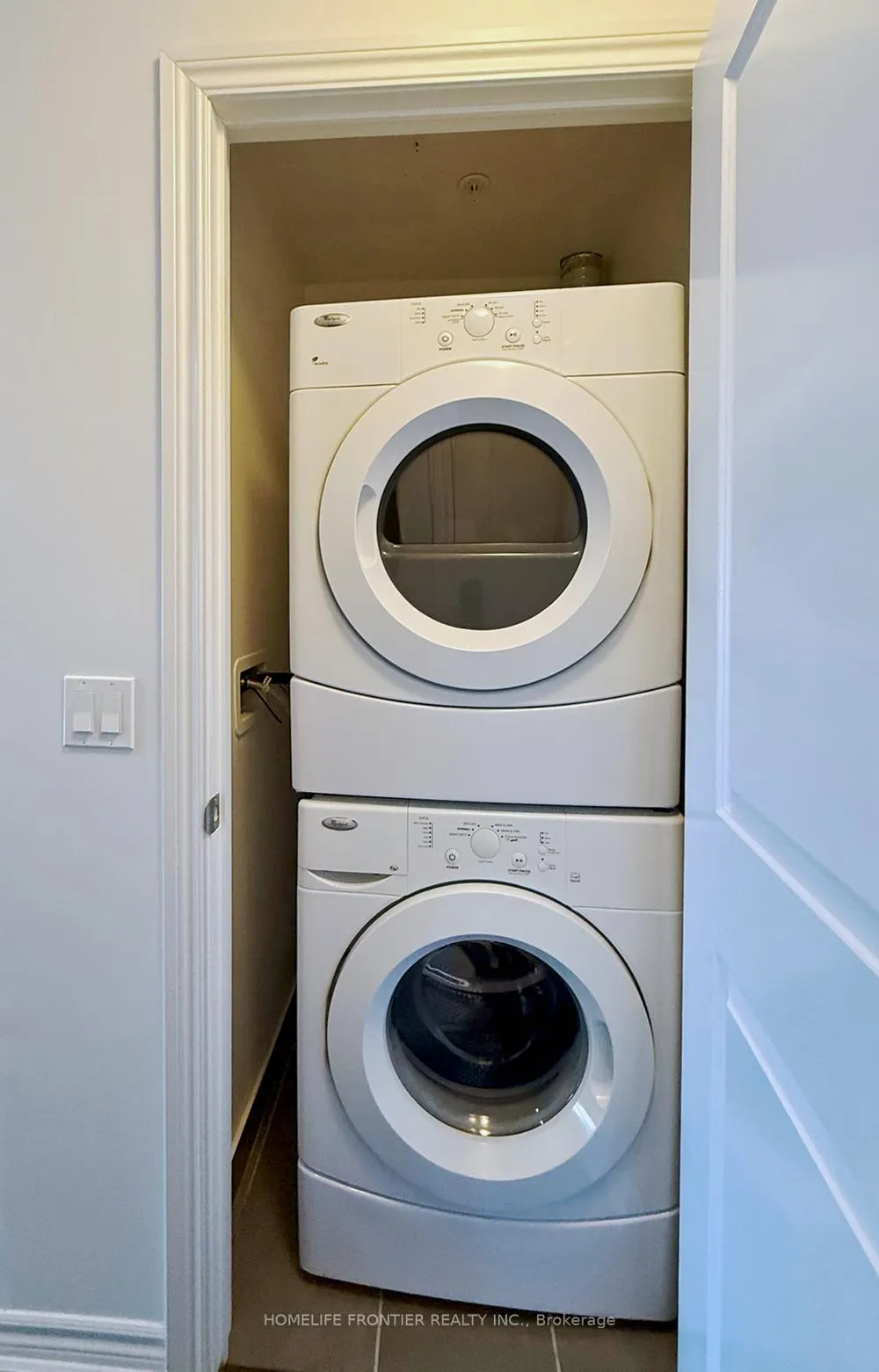 Photo 14 of Unit 614, 23 Glebe Road W, Toronto, Yonge-Eglinton — HOMEH