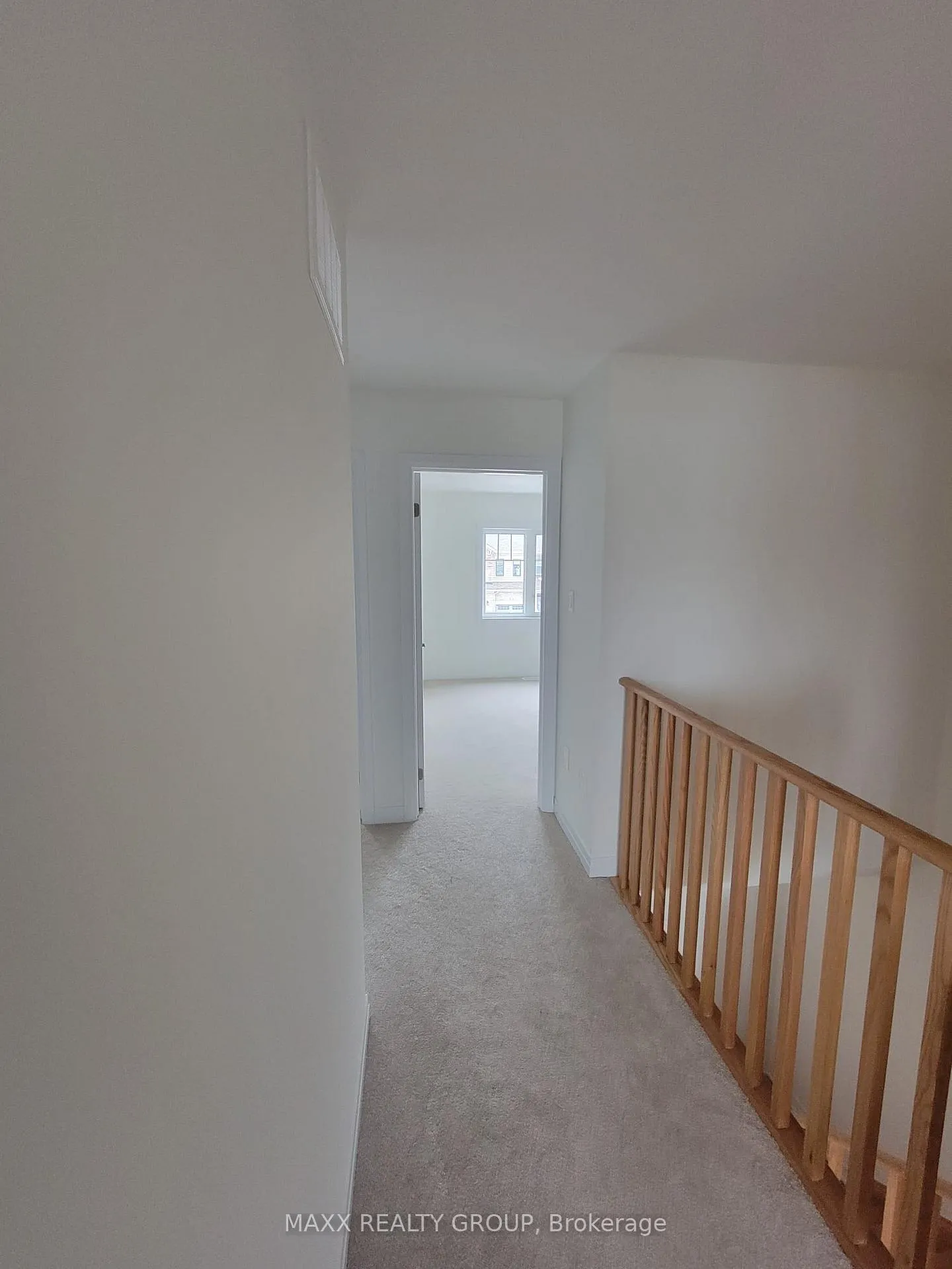 Photo 10 of 111 Brighton Lane, Thorold, Rolling Meadows — HOMEH