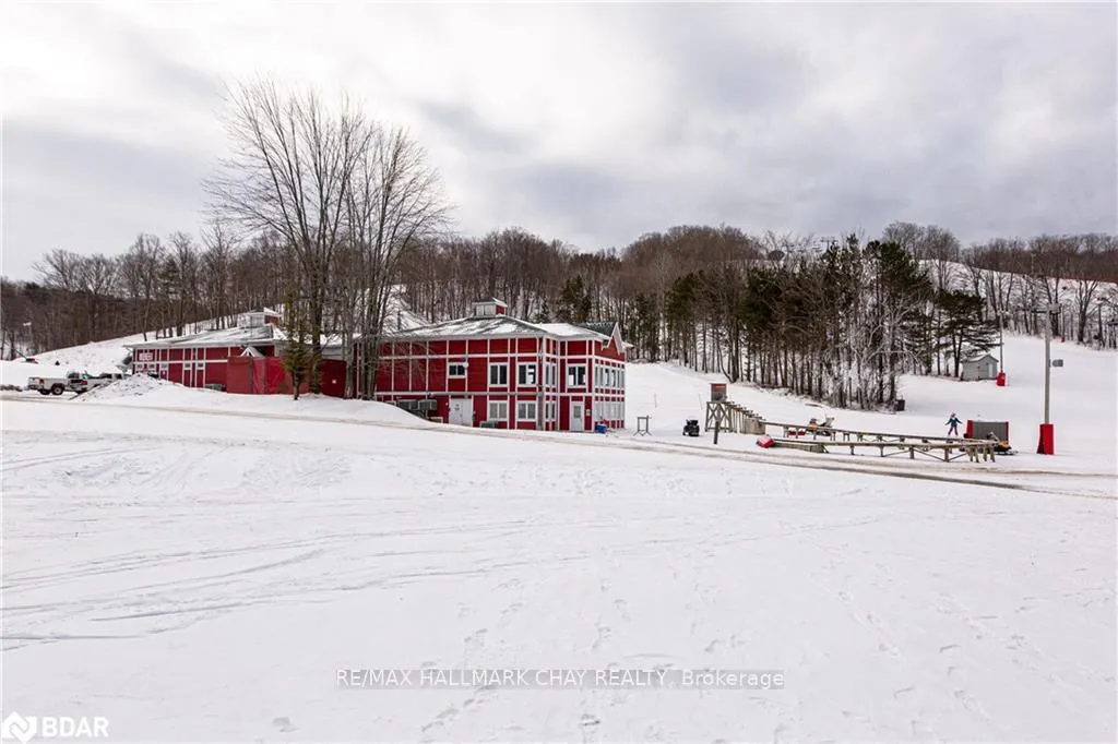 Photo 2 of Unit #G01, 80 Horseshoe Boulevard, Oro-Medonte, Horseshoe Valley — HOMEH