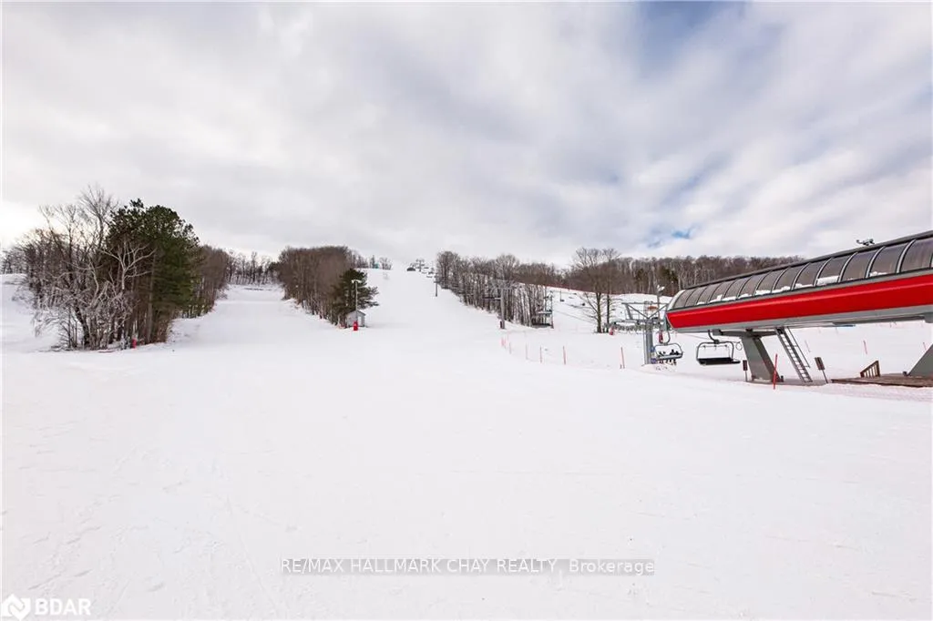 Photo 3 of Unit #G01, 80 Horseshoe Boulevard, Oro-Medonte, Horseshoe Valley — HOMEH