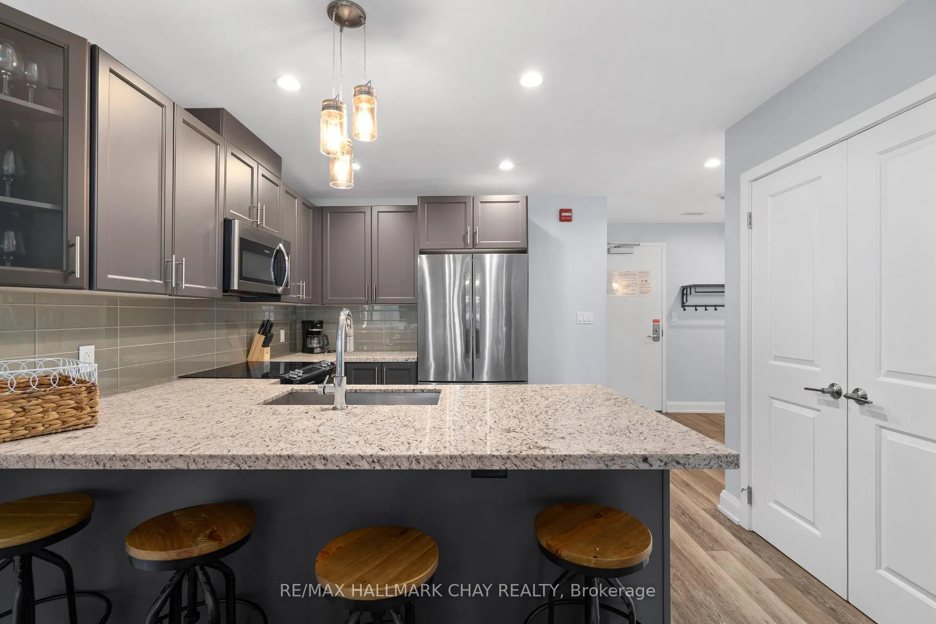 Photo 10 of Unit #G01, 80 Horseshoe Boulevard, Oro-Medonte, Horseshoe Valley — HOMEH