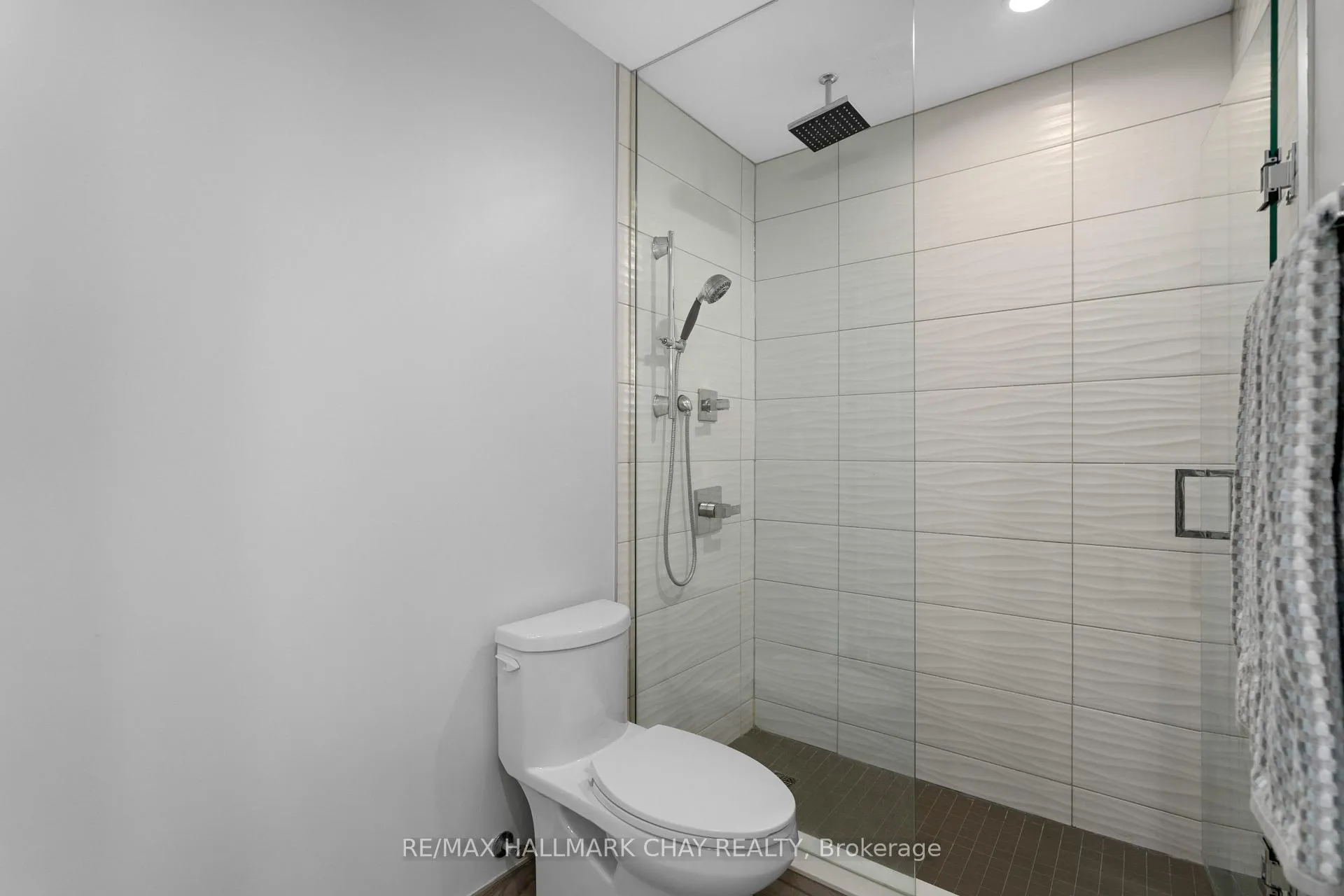 Photo 22 of Unit #G01, 80 Horseshoe Boulevard, Oro-Medonte, Horseshoe Valley — HOMEH