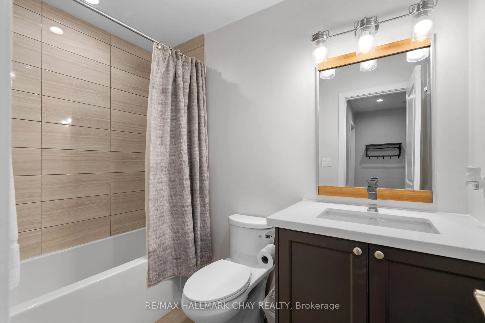 Photo 24 of Unit #G01, 80 Horseshoe Boulevard, Oro-Medonte, Horseshoe Valley — HOMEH