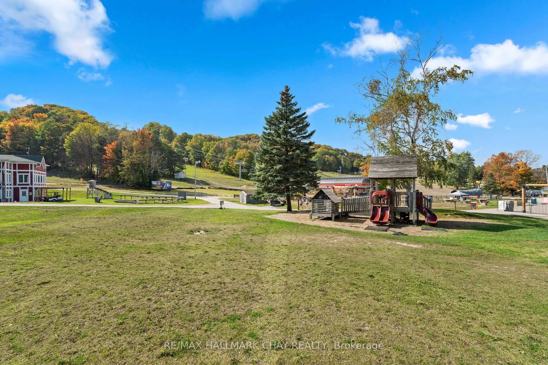 Photo 29 of Unit #G01, 80 Horseshoe Boulevard, Oro-Medonte, Horseshoe Valley — HOMEH