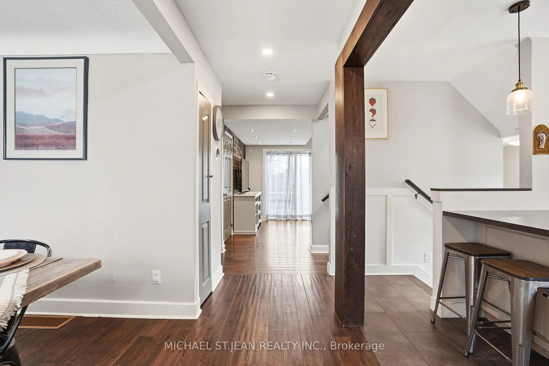 Photo 13 of 40 Runcorn Street, St. Catharines, Port Weller — HOMEH