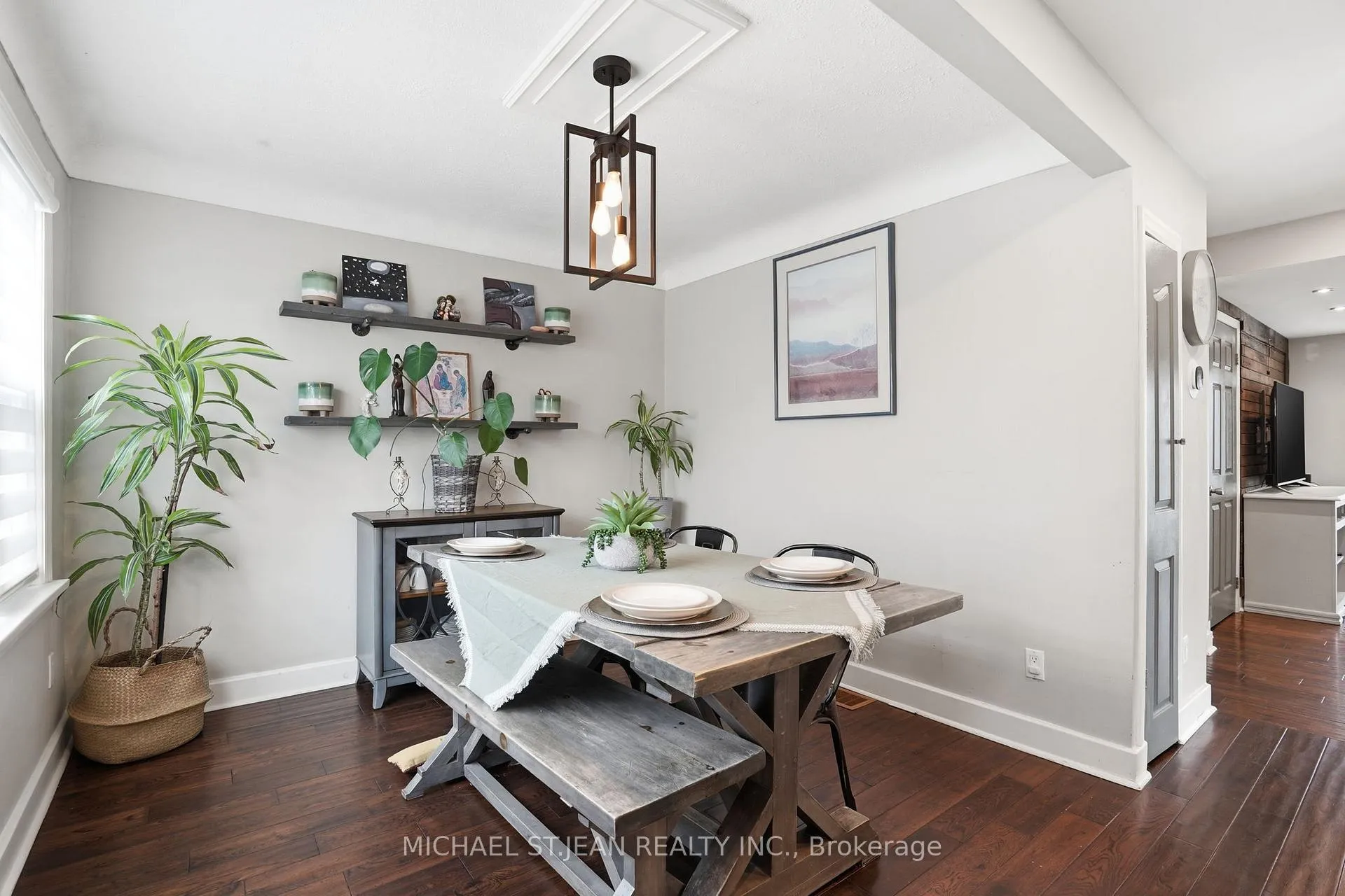 Photo 14 of 40 Runcorn Street, St. Catharines, Port Weller — HOMEH