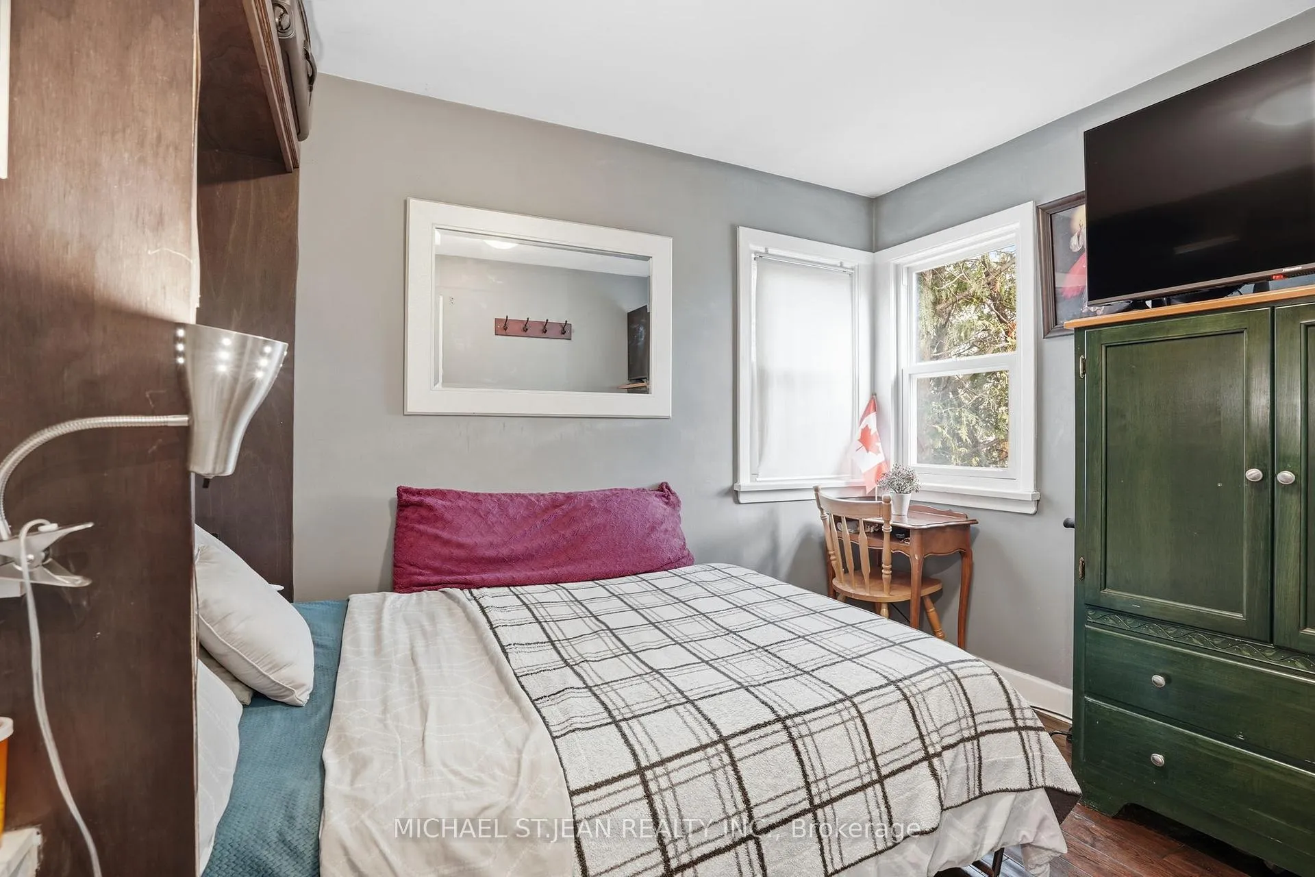 Photo 15 of 40 Runcorn Street, St. Catharines, Port Weller — HOMEH