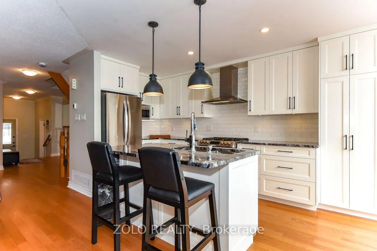 Photo 6 of 2075 Hiboux Street, Ottawa, Avalon East — HOMEH