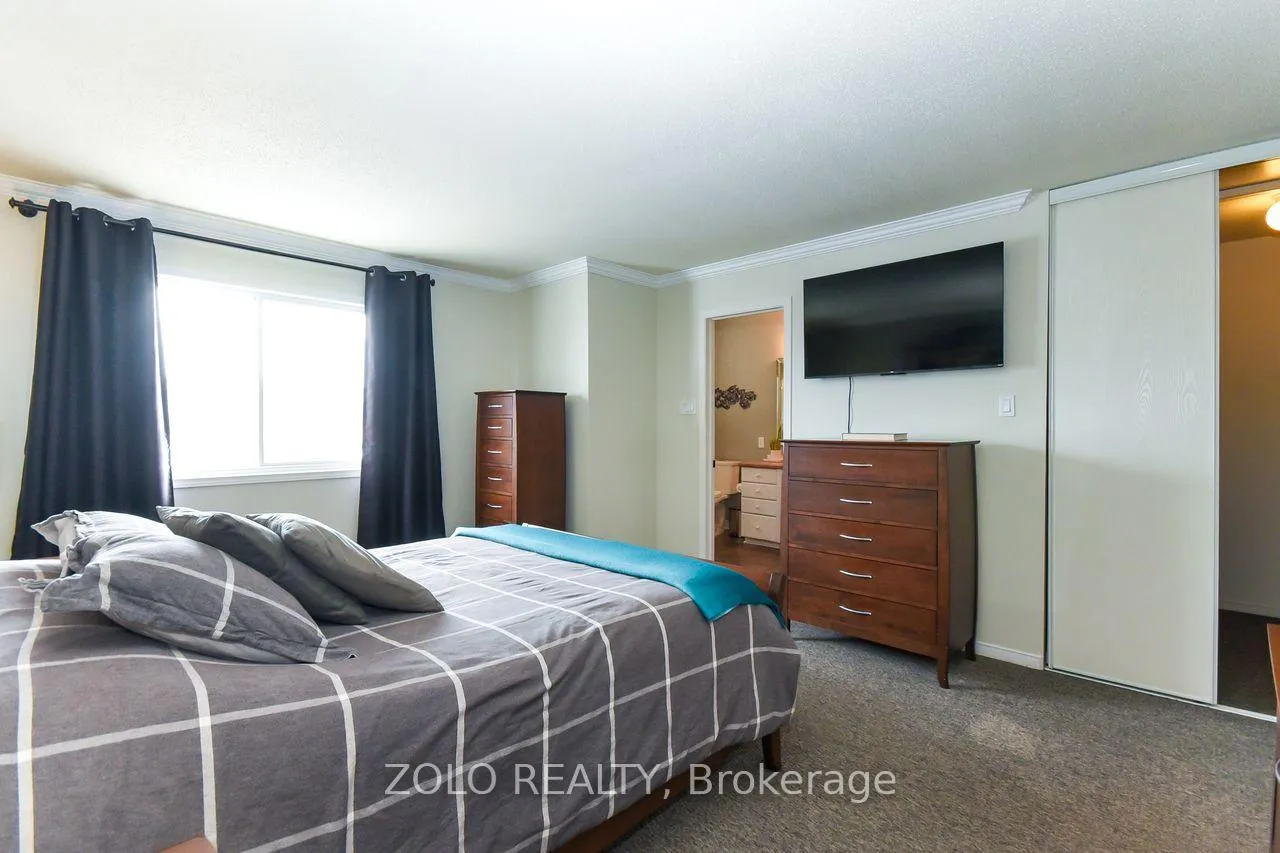 Photo 14 of 2075 Hiboux Street, Ottawa, Avalon East — HOMEH