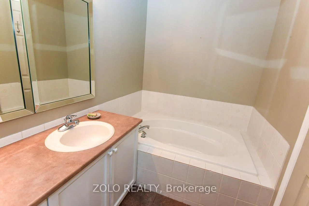 Photo 17 of 2075 Hiboux Street, Ottawa, Avalon East — HOMEH