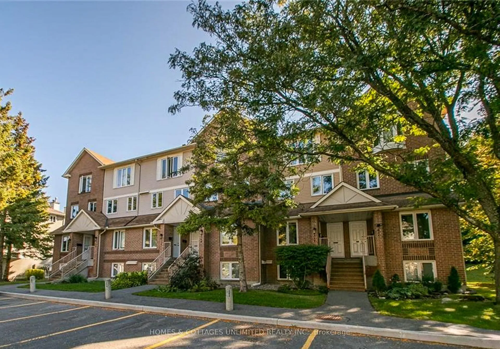 Front of 6750 B Jeanne Darc Boulevard N