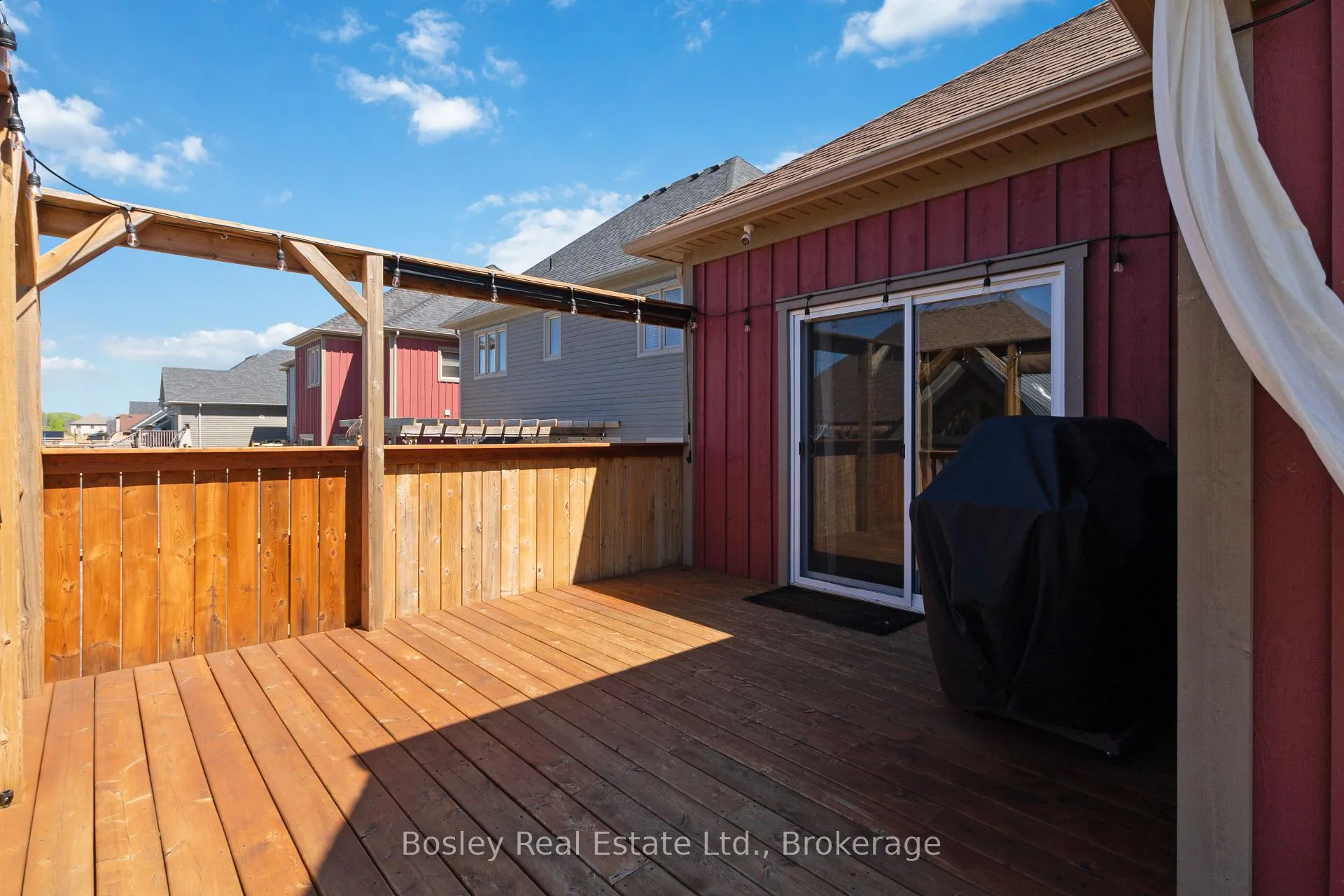 Photo 3 of Unit UPPER, 13 Cooper Street, Collingwood — HOMEH