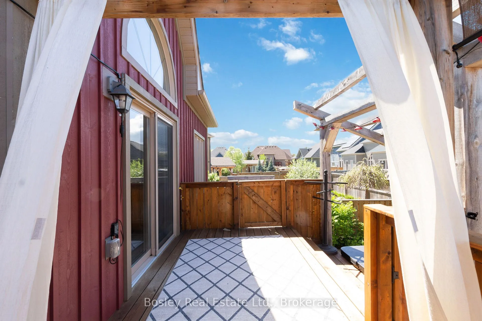 Photo 5 of Unit UPPER, 13 Cooper Street, Collingwood — HOMEH
