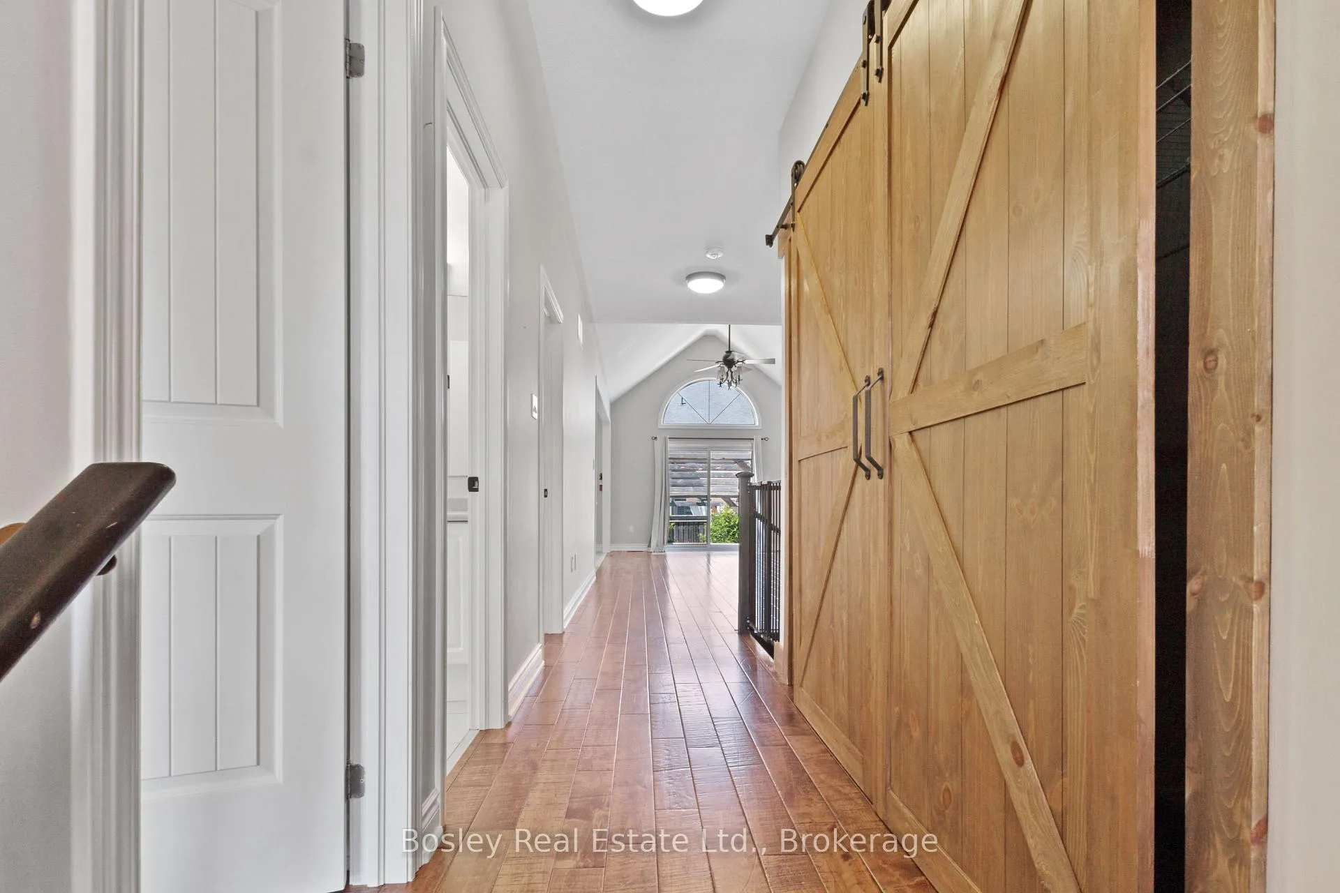 Photo 9 of Unit UPPER, 13 Cooper Street, Collingwood — HOMEH